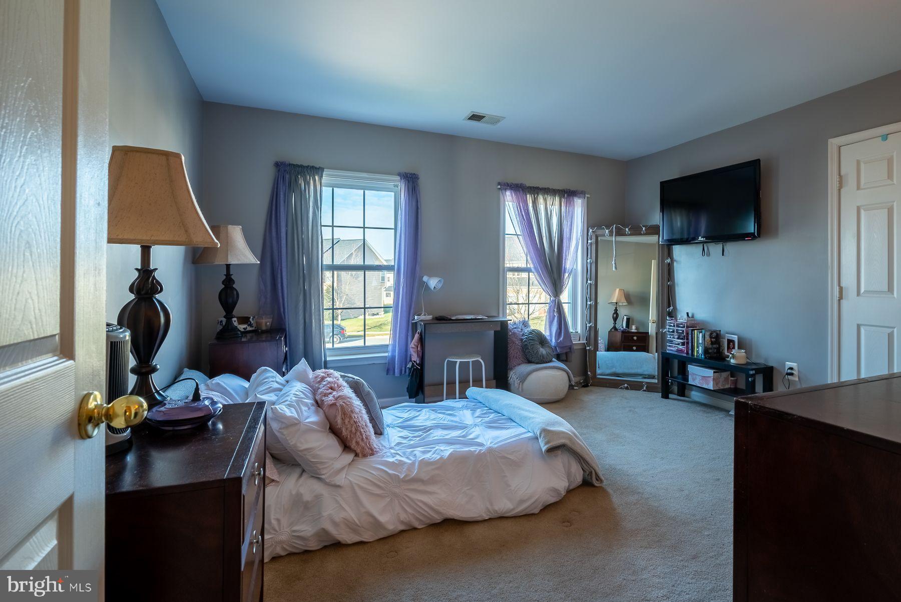 KINGSVIEW SUB - Residential