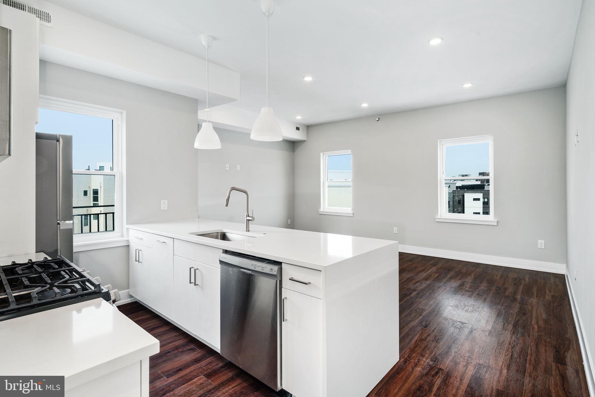 FRANCISVILLE - Residential Lease