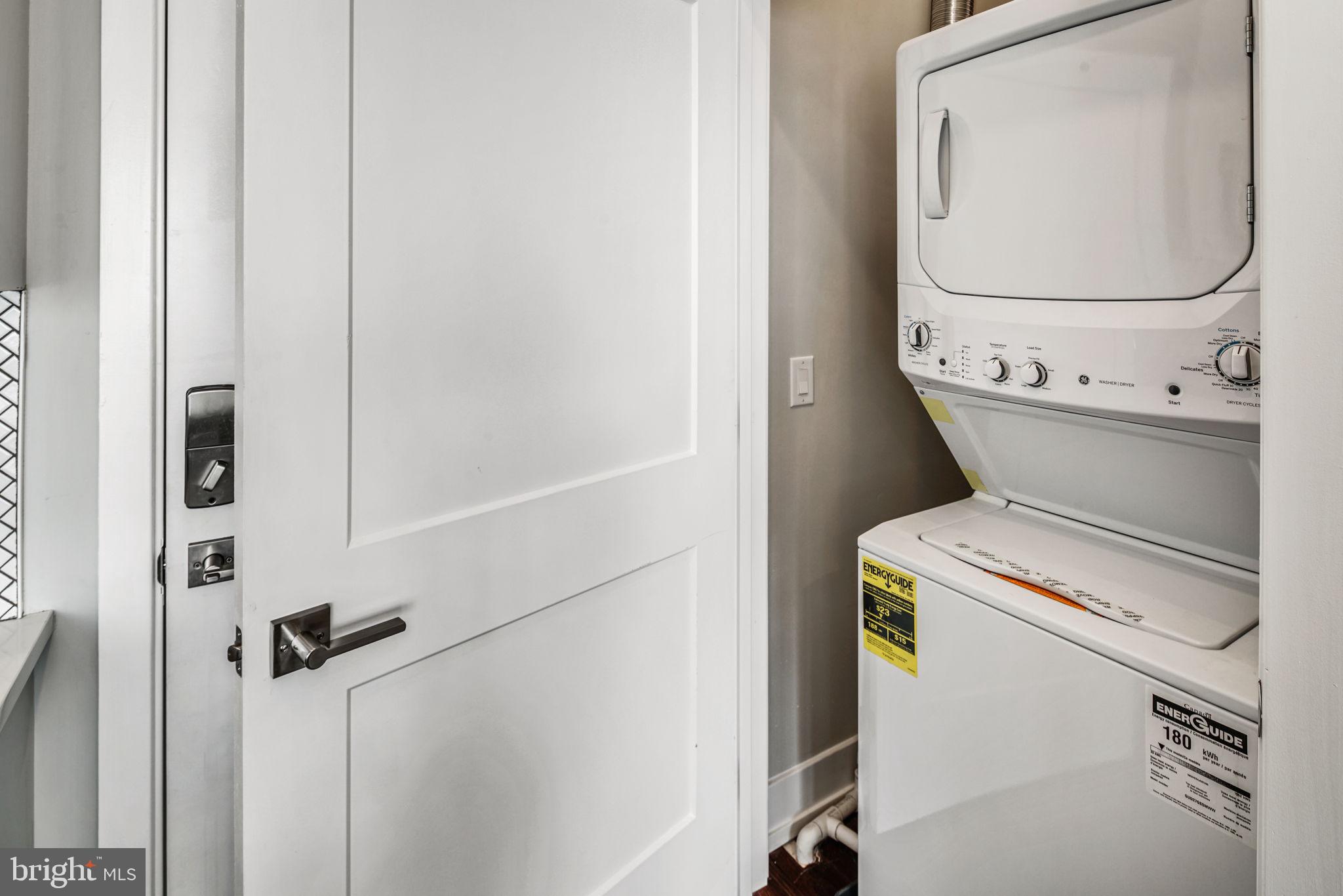 FRANCISVILLE - Residential Lease