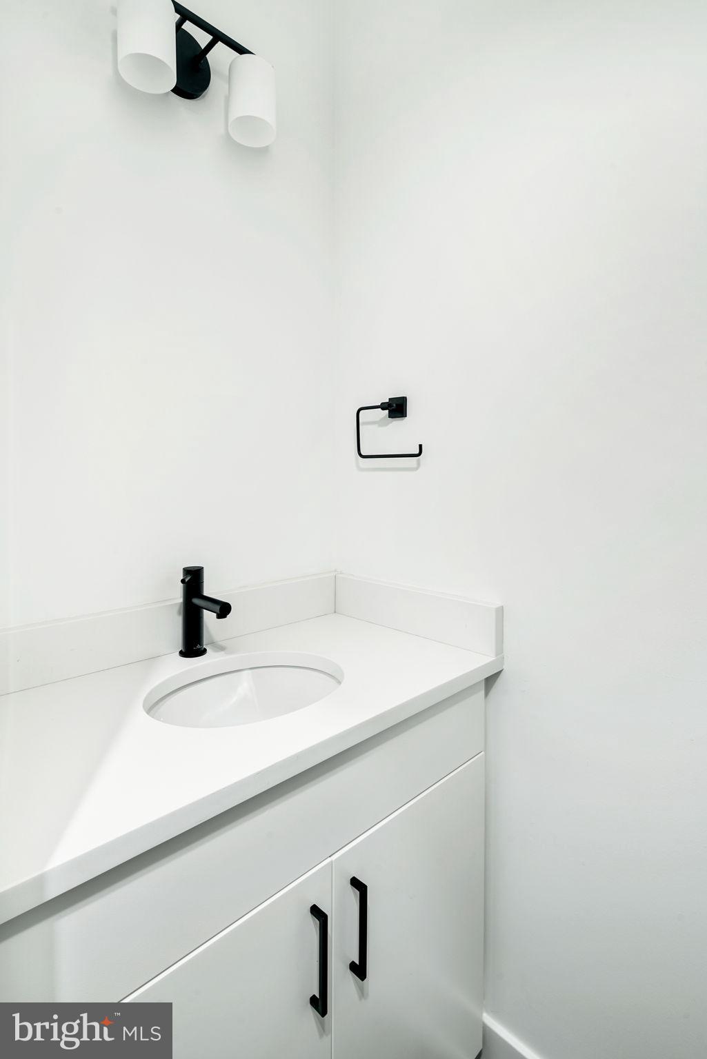 FRANCISVILLE - Residential Lease