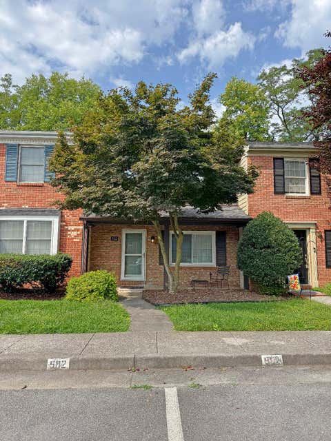Townhouse For Sale - 502 Tudor Drive<br/> WINCHESTER, VA 22603