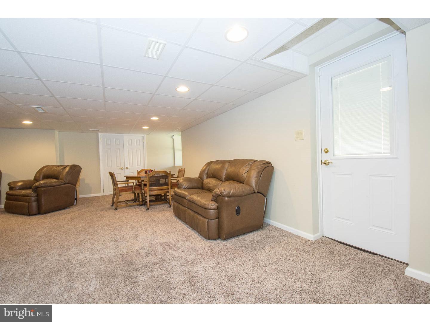 RADNOR CHASE - Residential