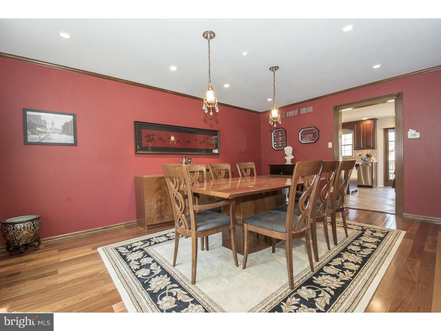 RADNOR CHASE - Residential