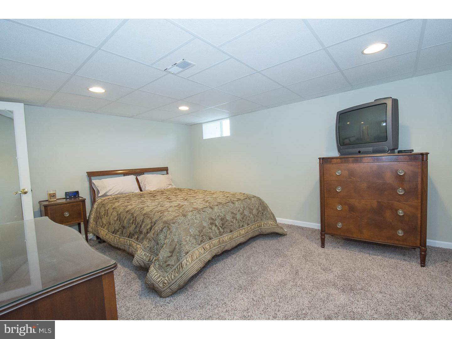 RADNOR CHASE - Residential