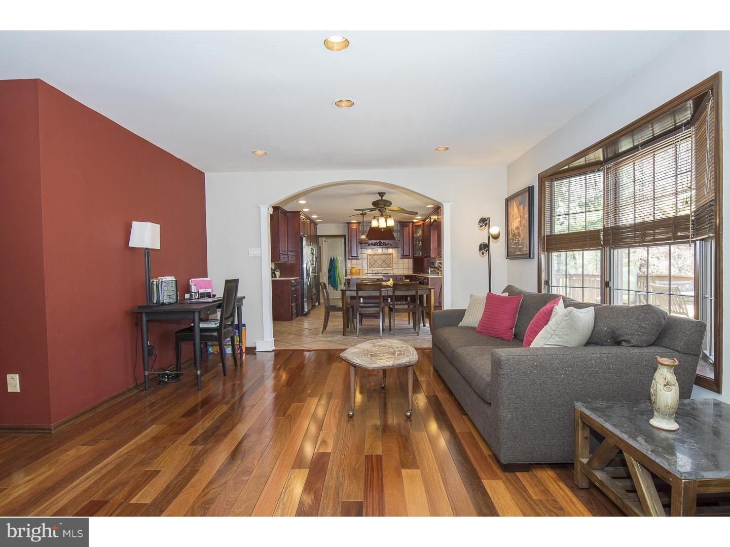 RADNOR CHASE - Residential