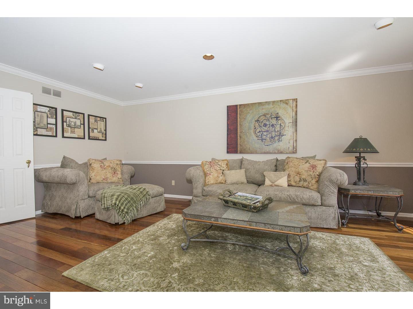 RADNOR CHASE - Residential