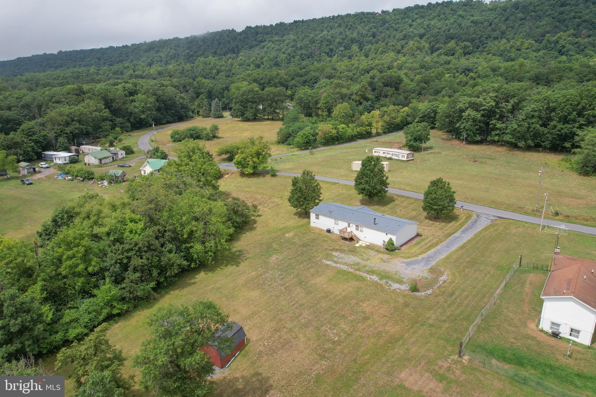 706 LOOP ROAD