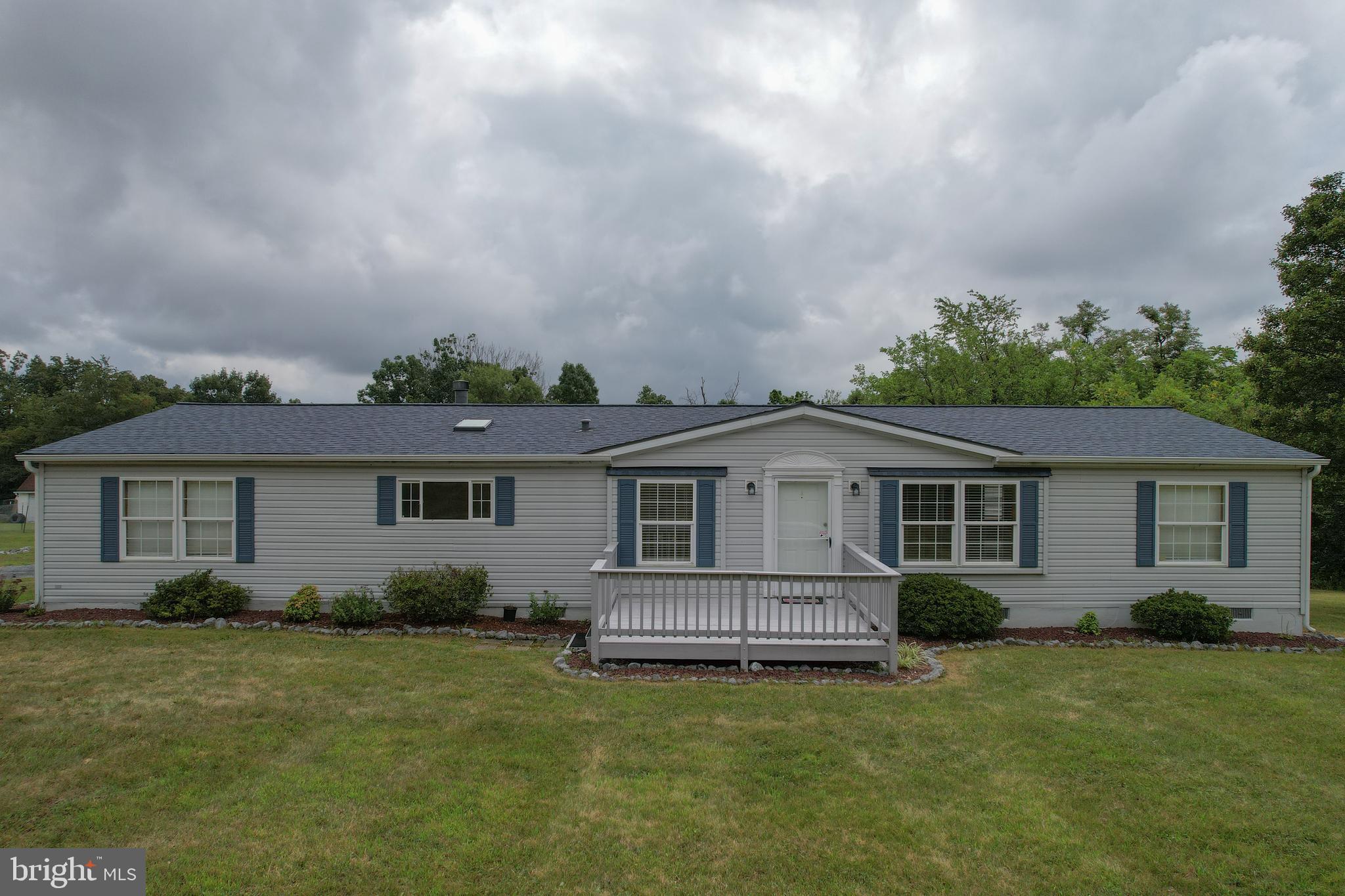 706 LOOP ROAD
