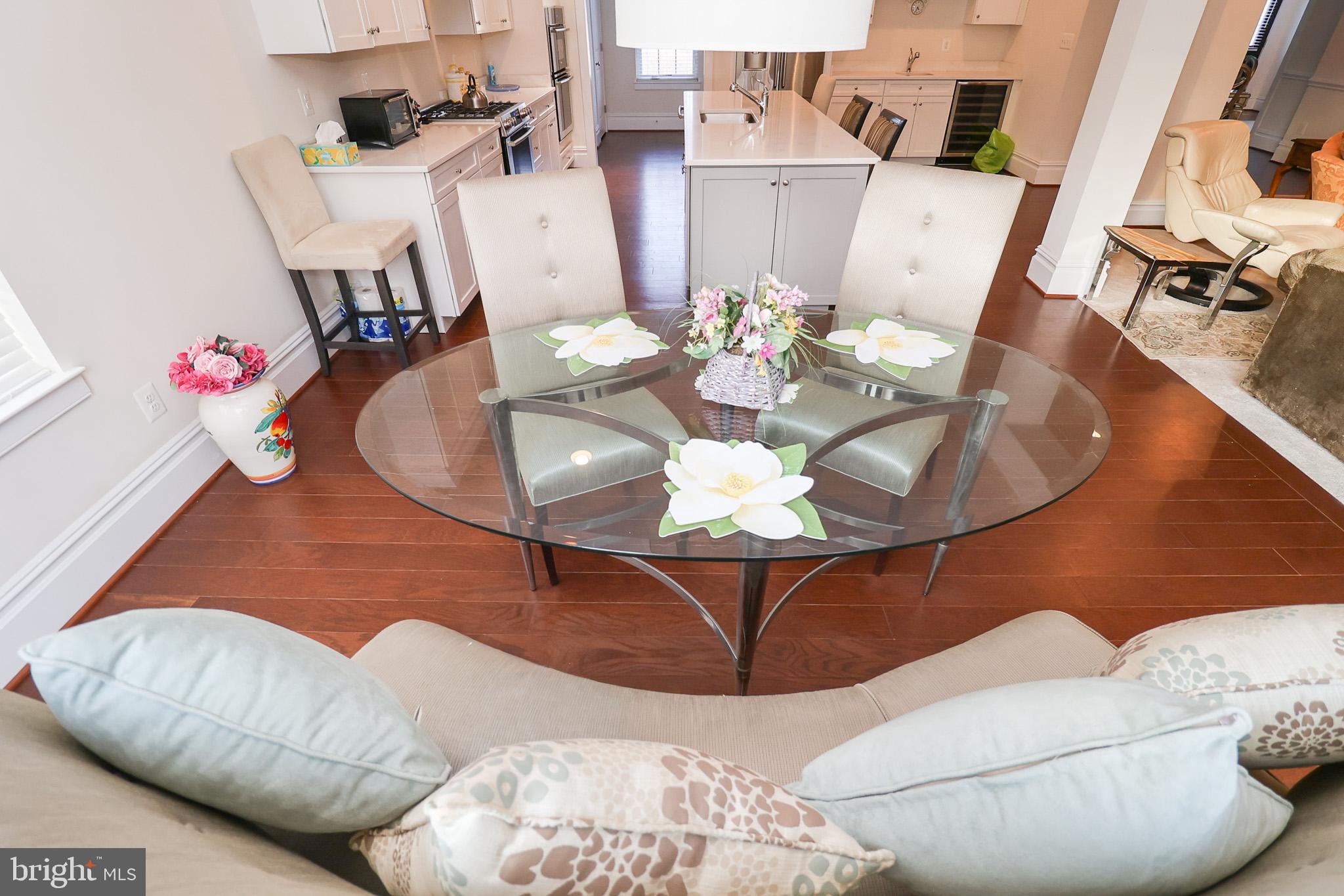 THE VINEYARDS OF ANNAPOLIS - Residential