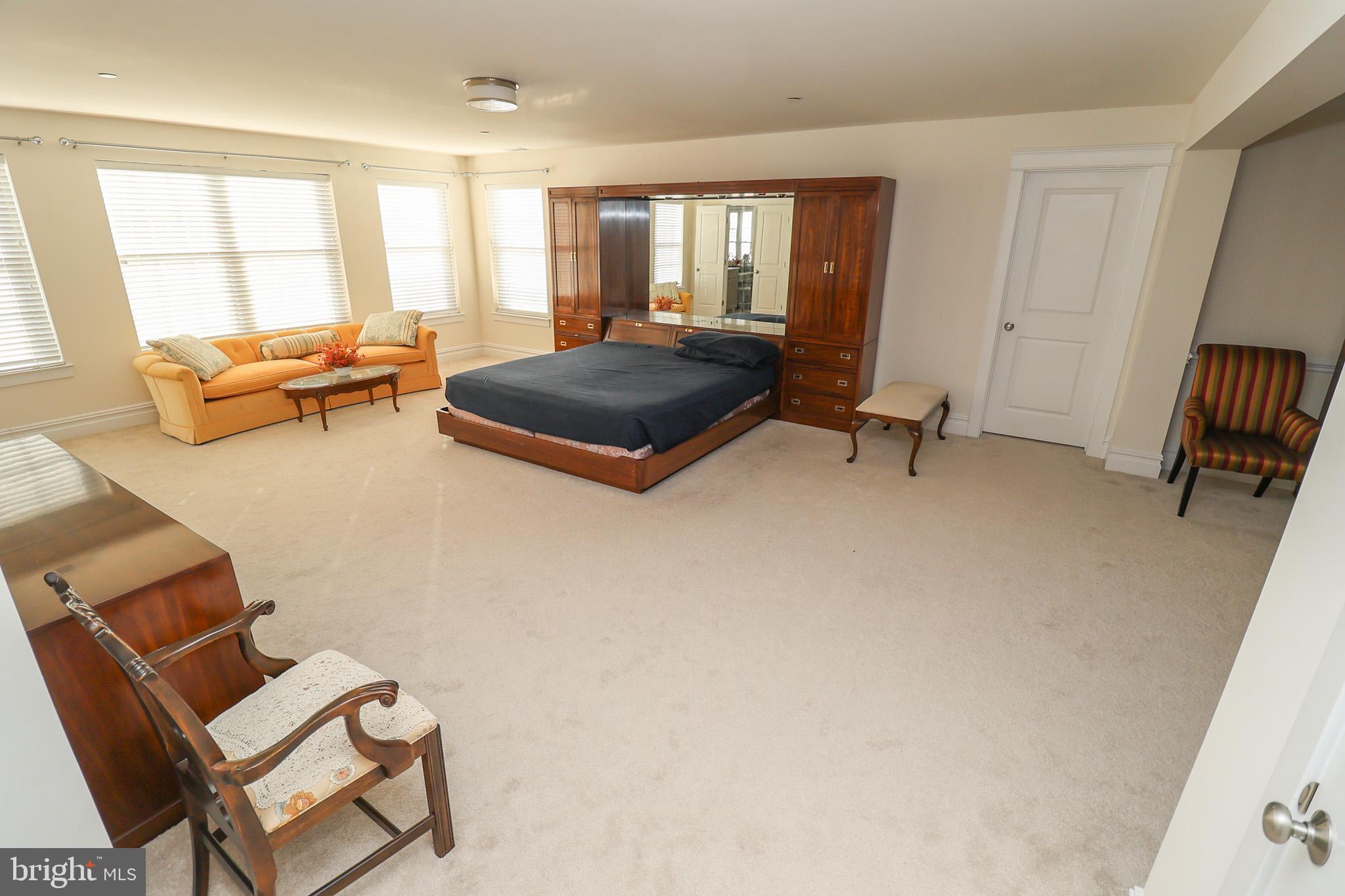 THE VINEYARDS OF ANNAPOLIS - Residential