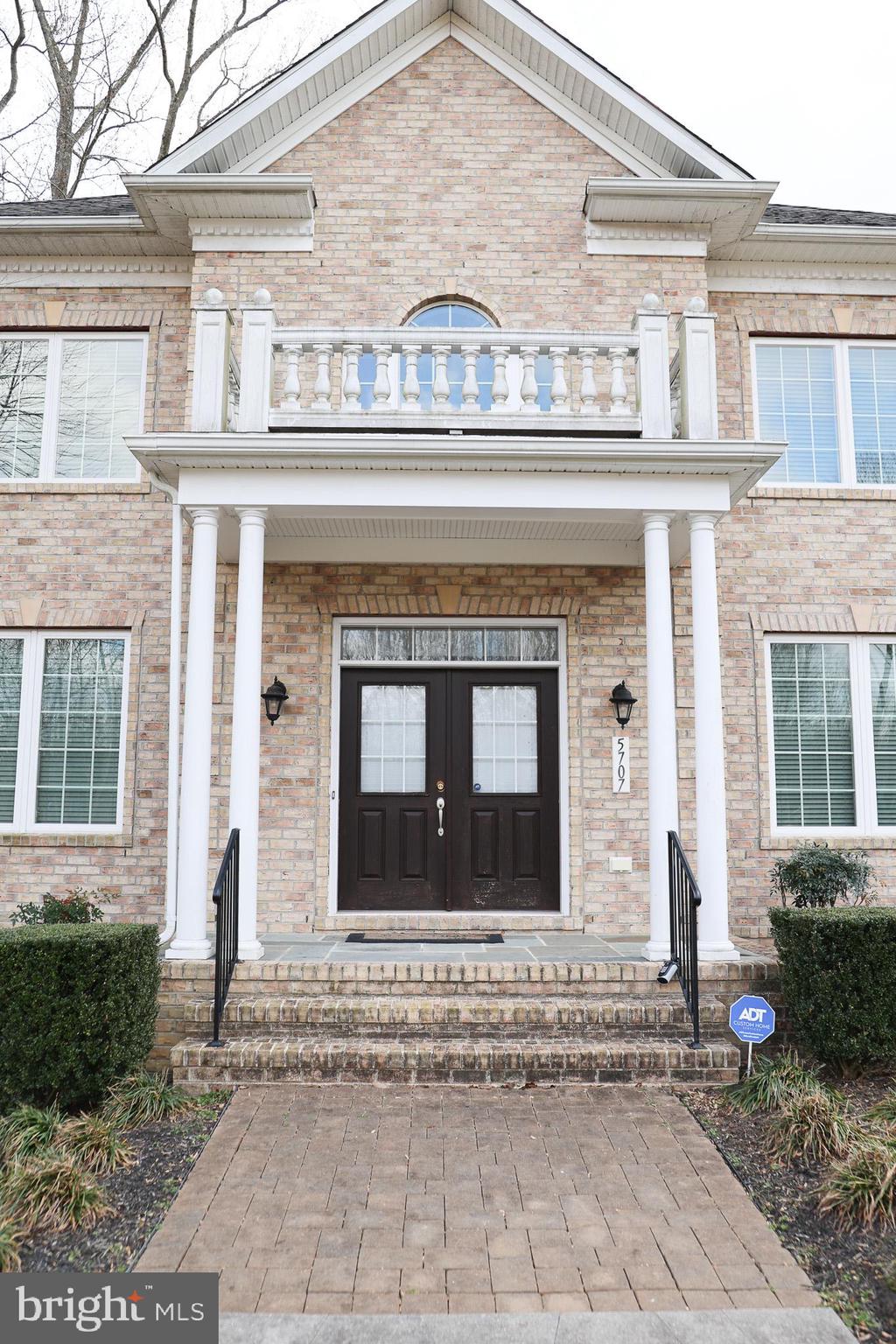 THE VINEYARDS OF ANNAPOLIS - Residential