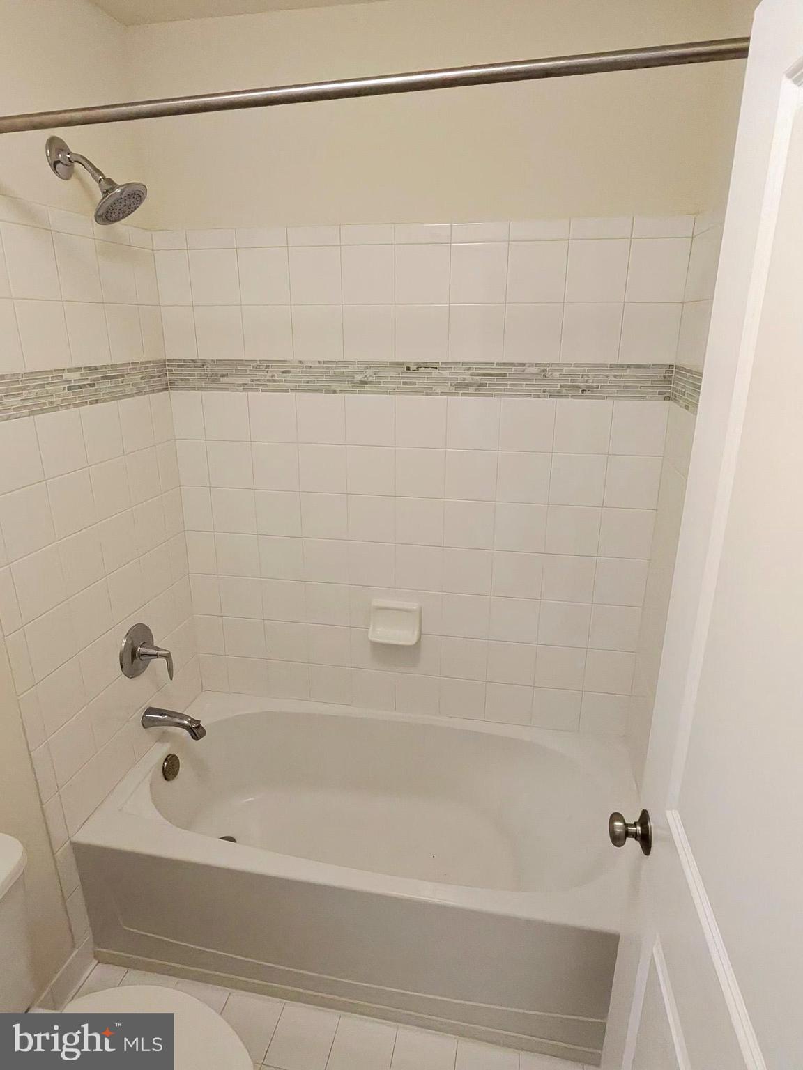 THE VINEYARDS OF ANNAPOLIS - Residential