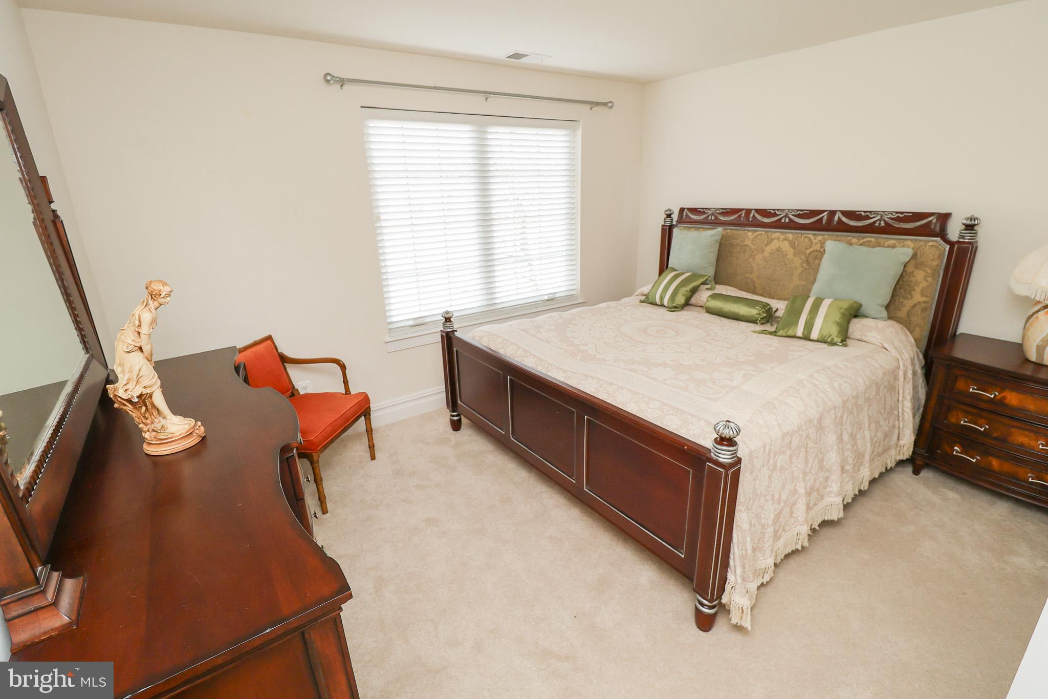 THE VINEYARDS OF ANNAPOLIS - Residential