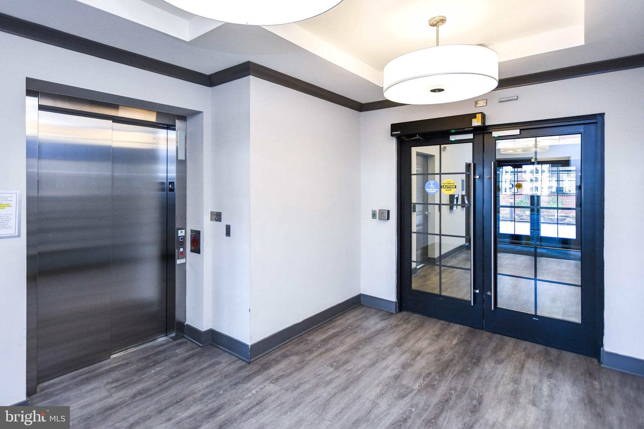 THE FLATS AT NATIONAL HARBOR - Residential