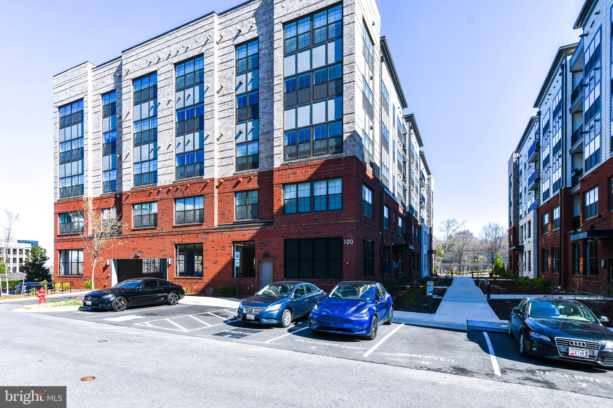 THE FLATS AT NATIONAL HARBOR - Residential