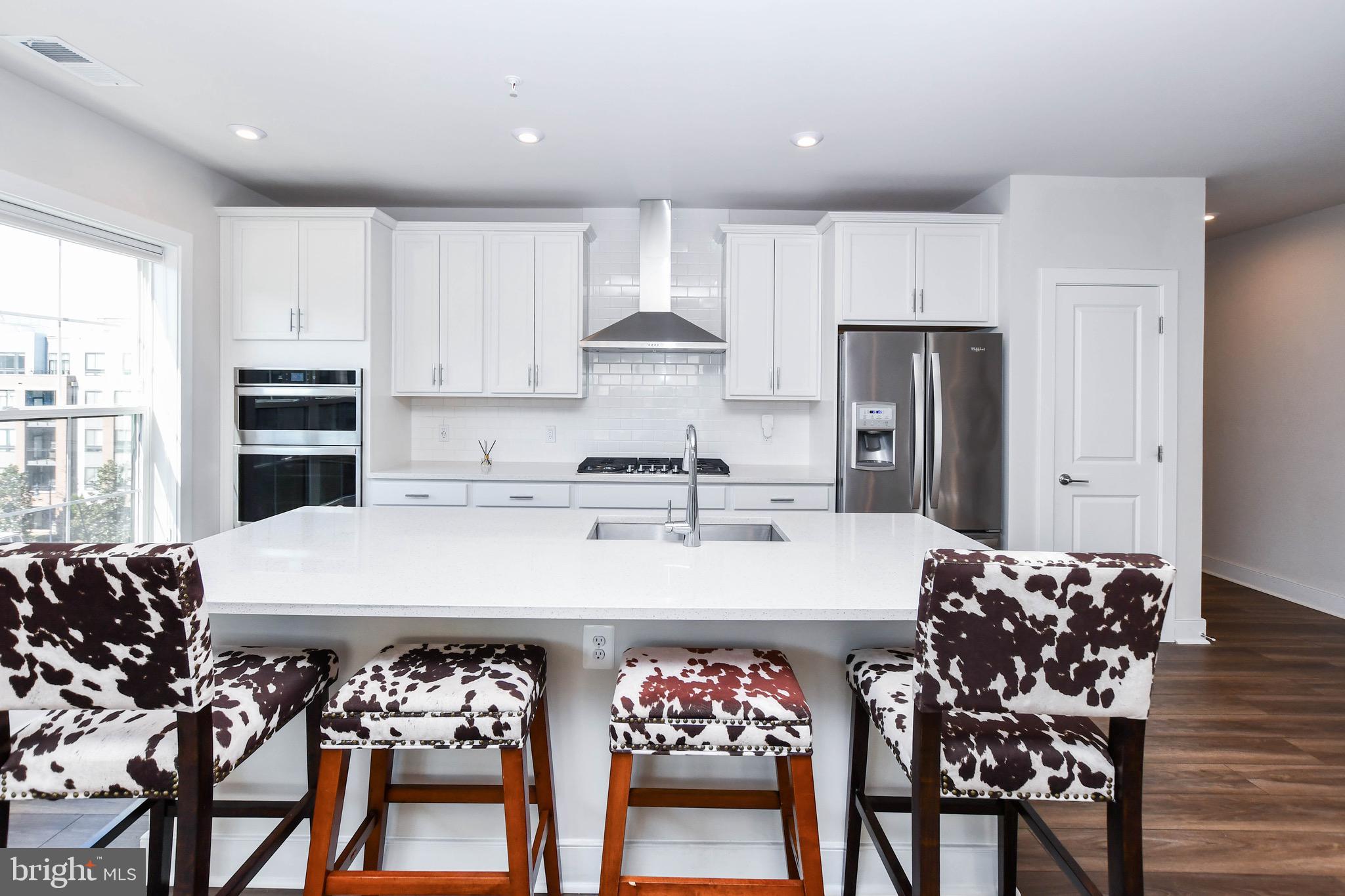 THE FLATS AT NATIONAL HARBOR - Residential