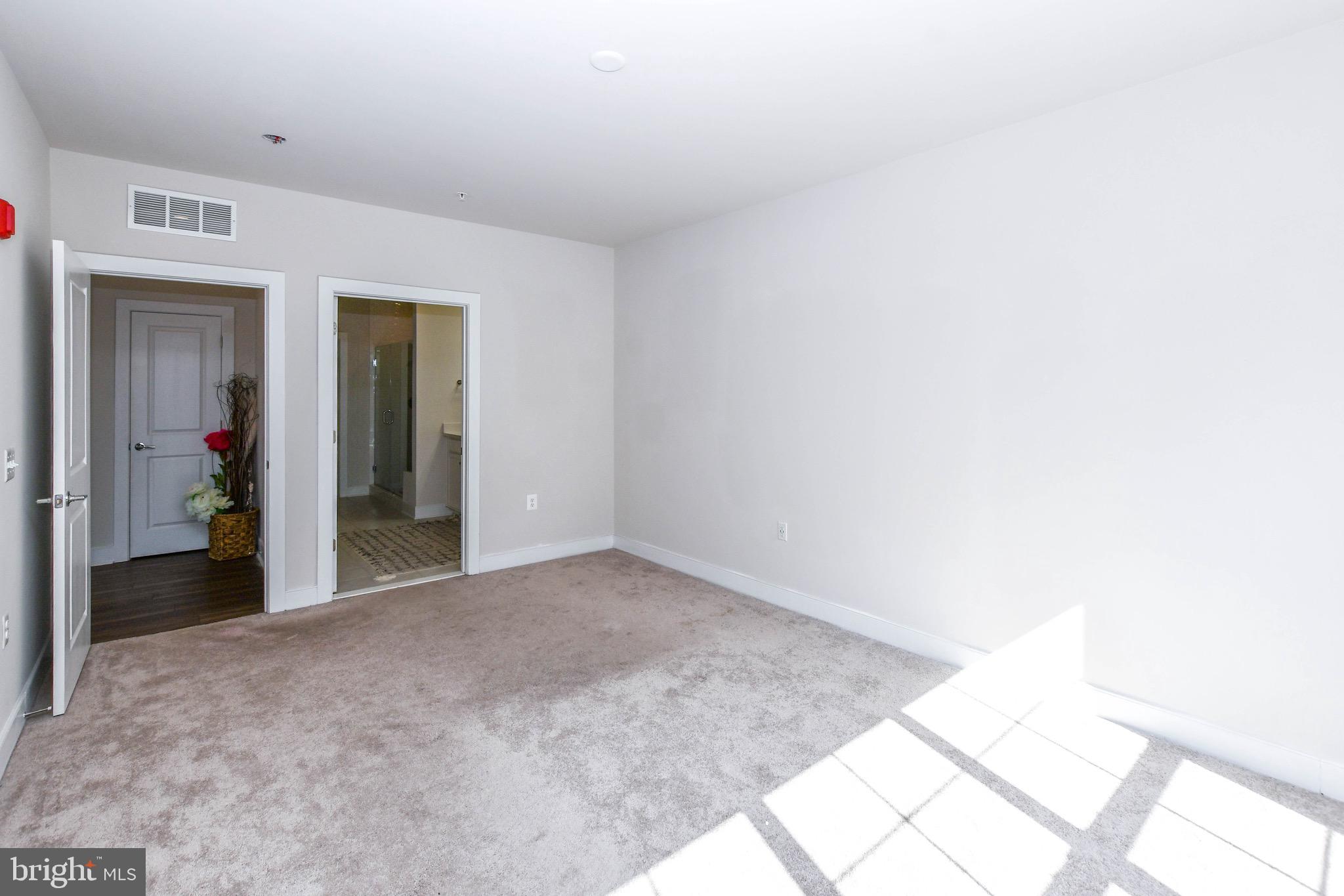 THE FLATS AT NATIONAL HARBOR - Residential