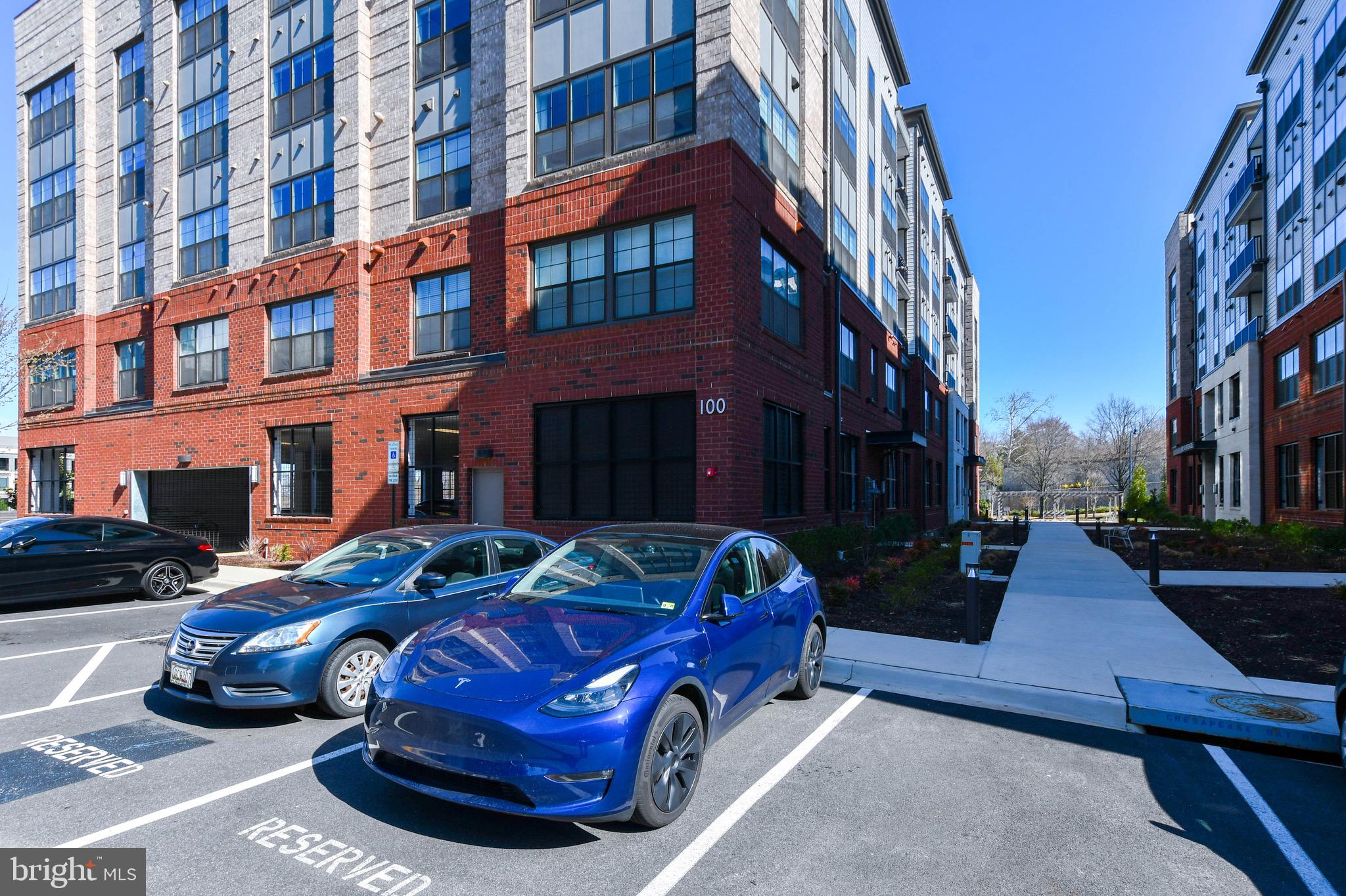 THE FLATS AT NATIONAL HARBOR - Residential