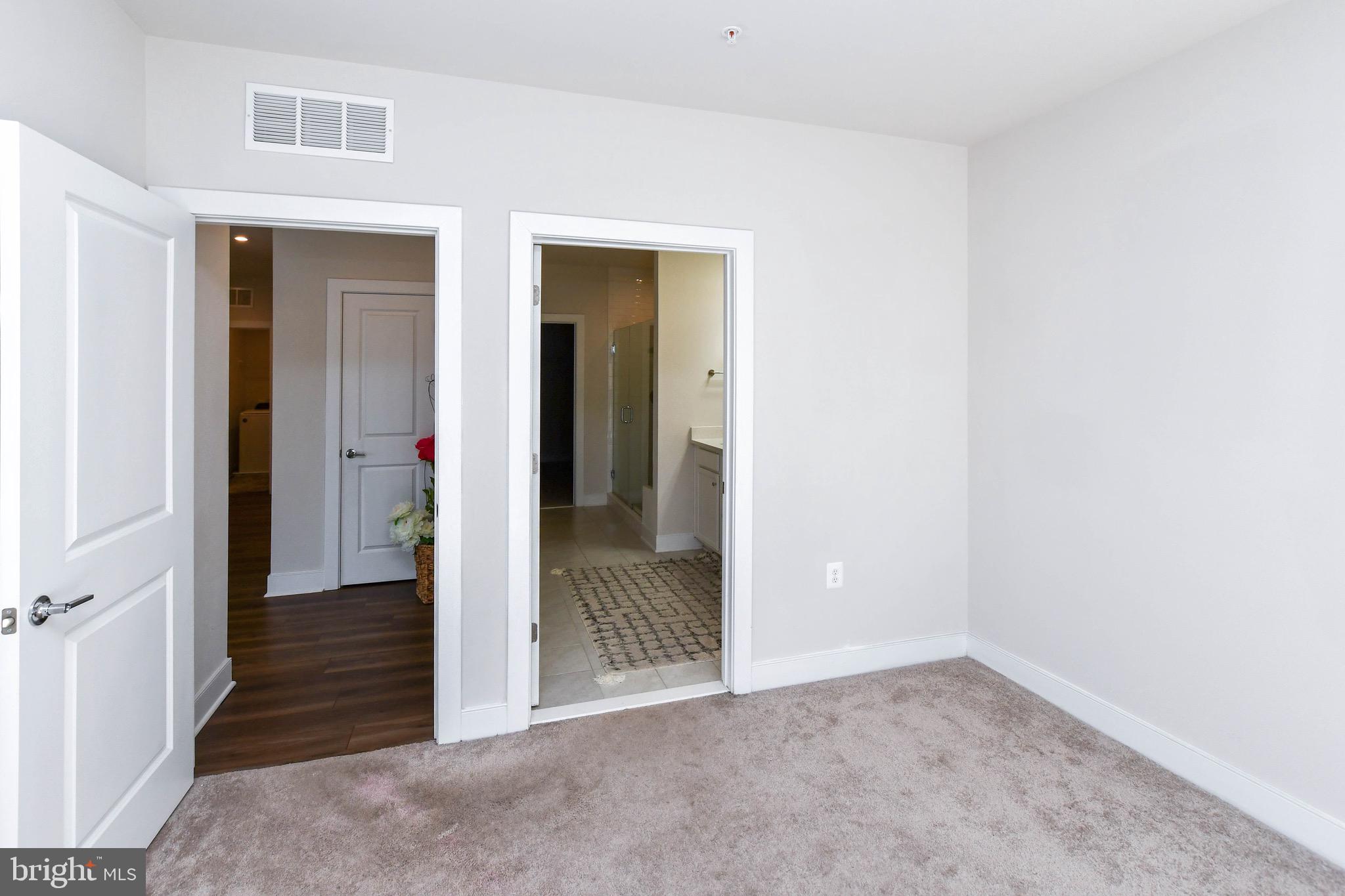 THE FLATS AT NATIONAL HARBOR - Residential