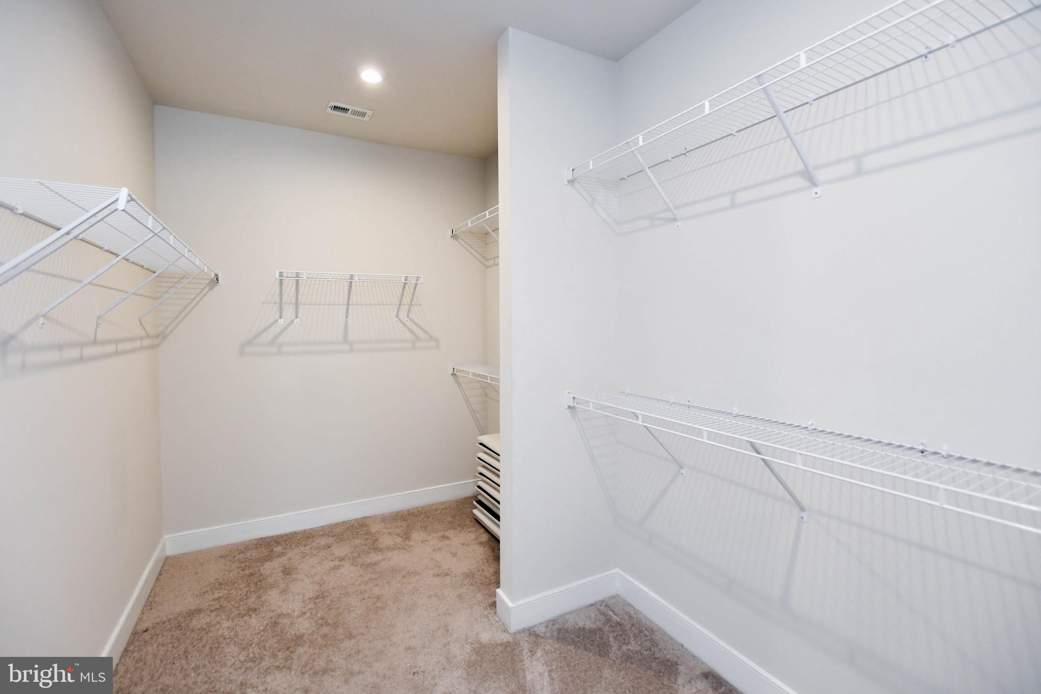 THE FLATS AT NATIONAL HARBOR - Residential