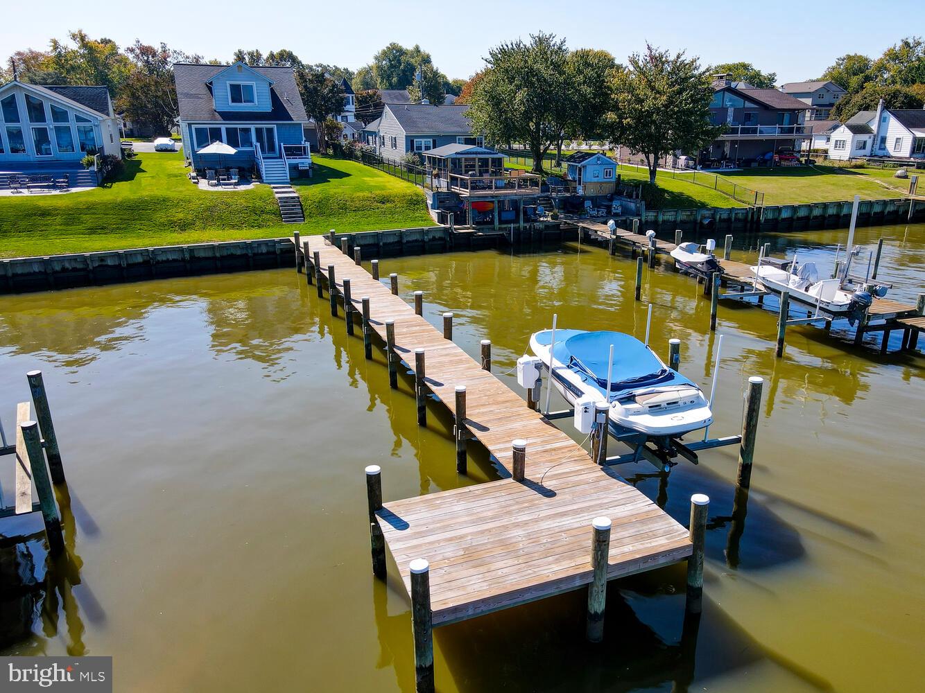 OLIVER BEACH - Residential