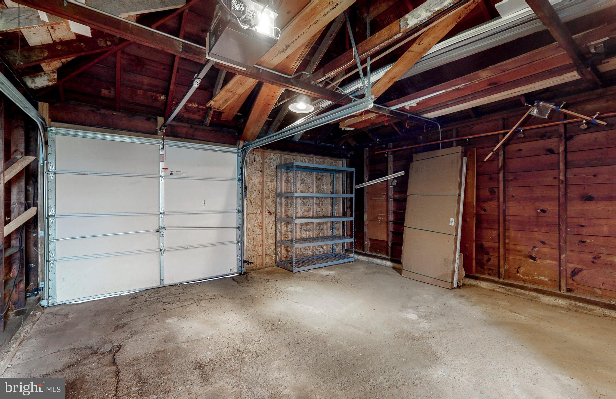 OLIVER BEACH - Residential