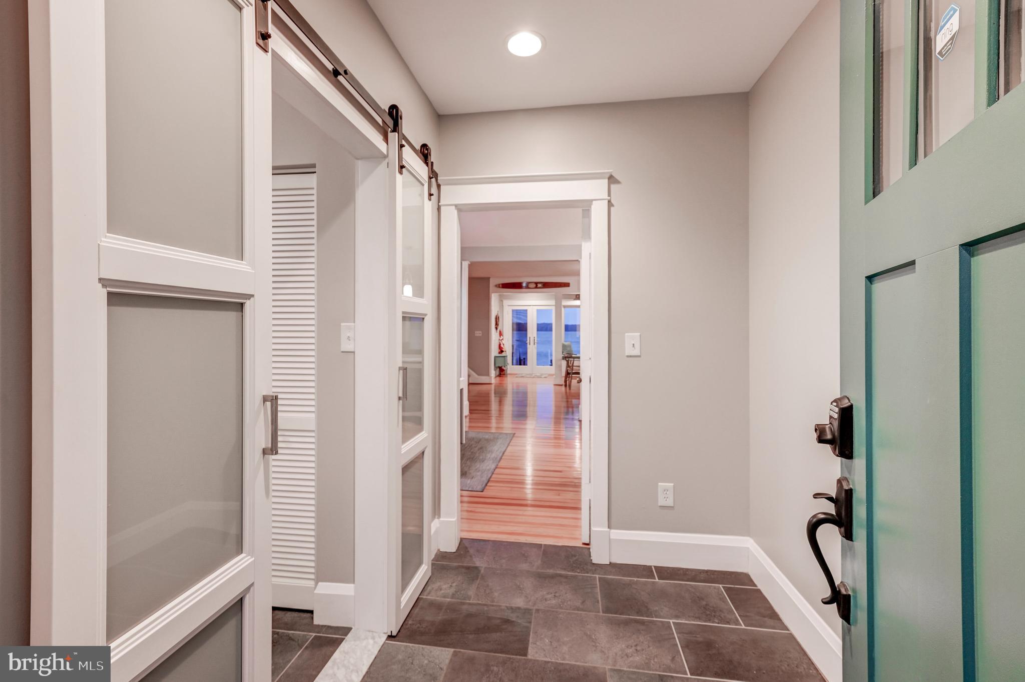 OLIVER BEACH - Residential