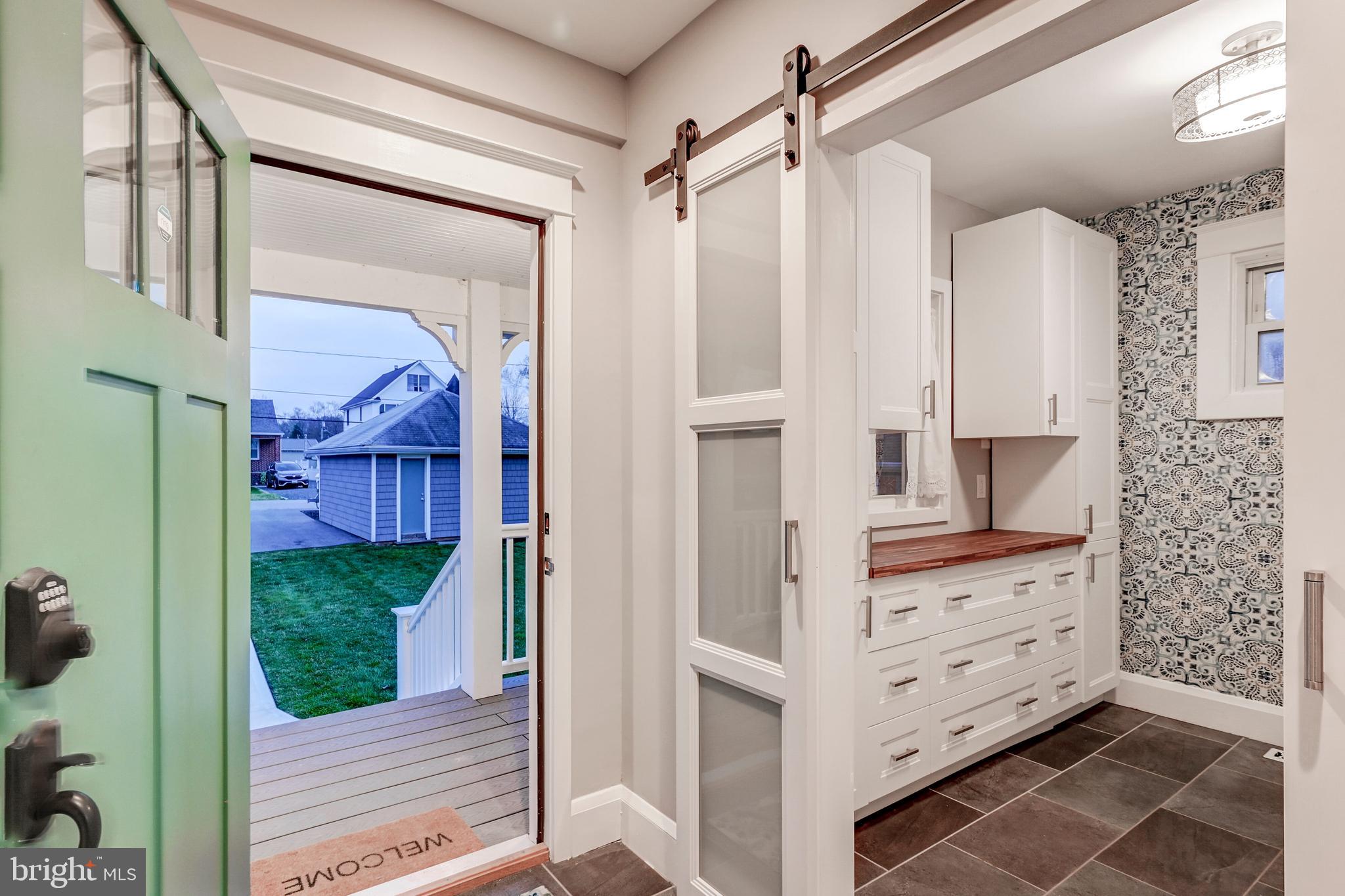 OLIVER BEACH - Residential