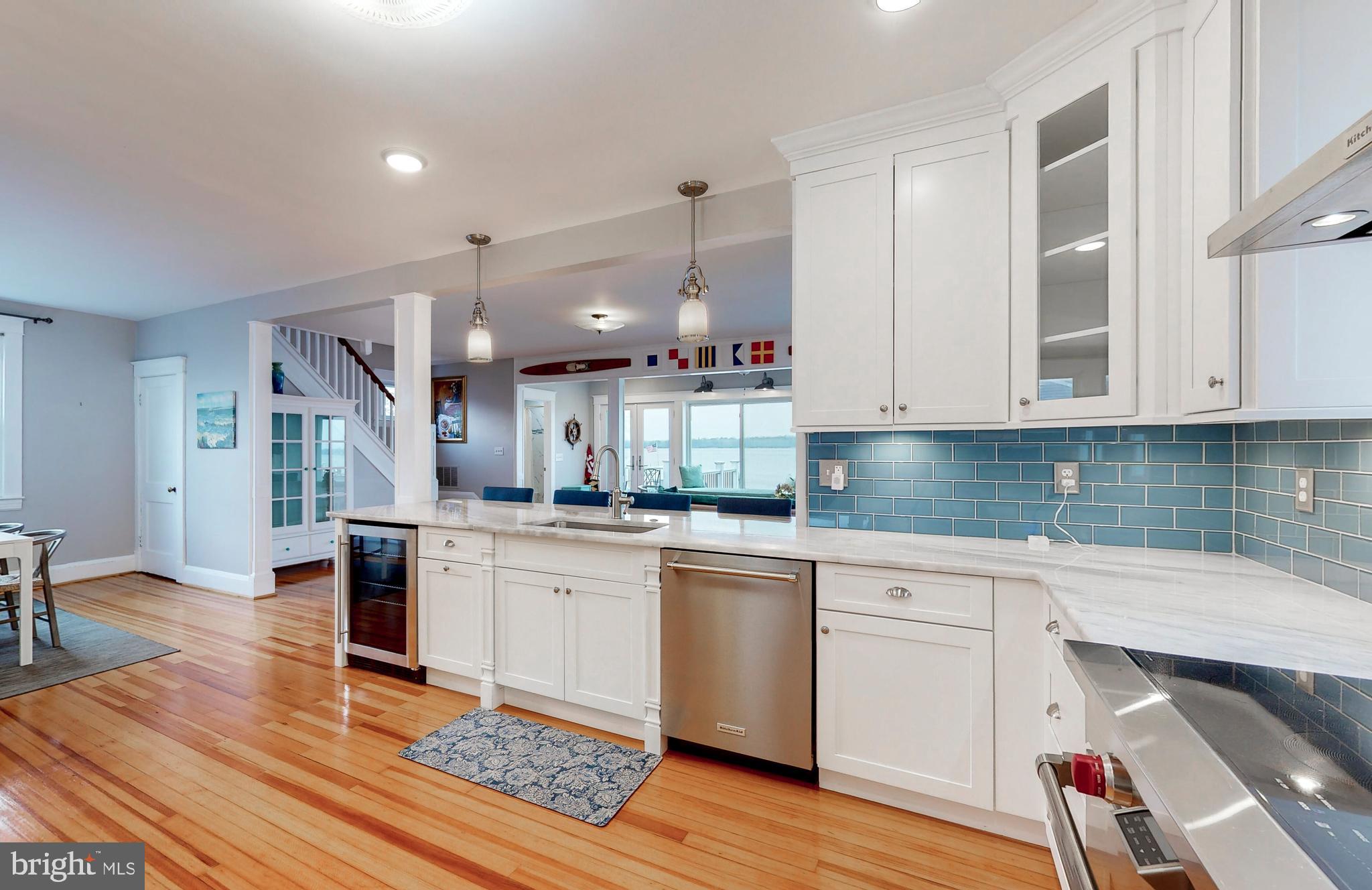 OLIVER BEACH - Residential