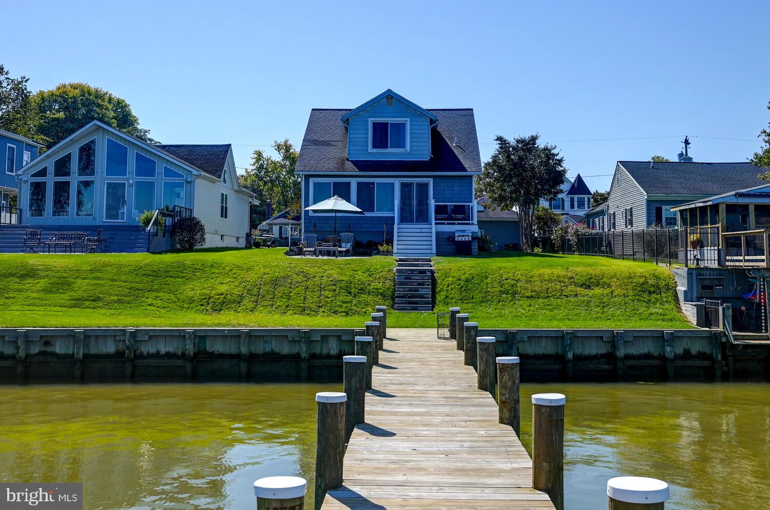 OLIVER BEACH - Residential