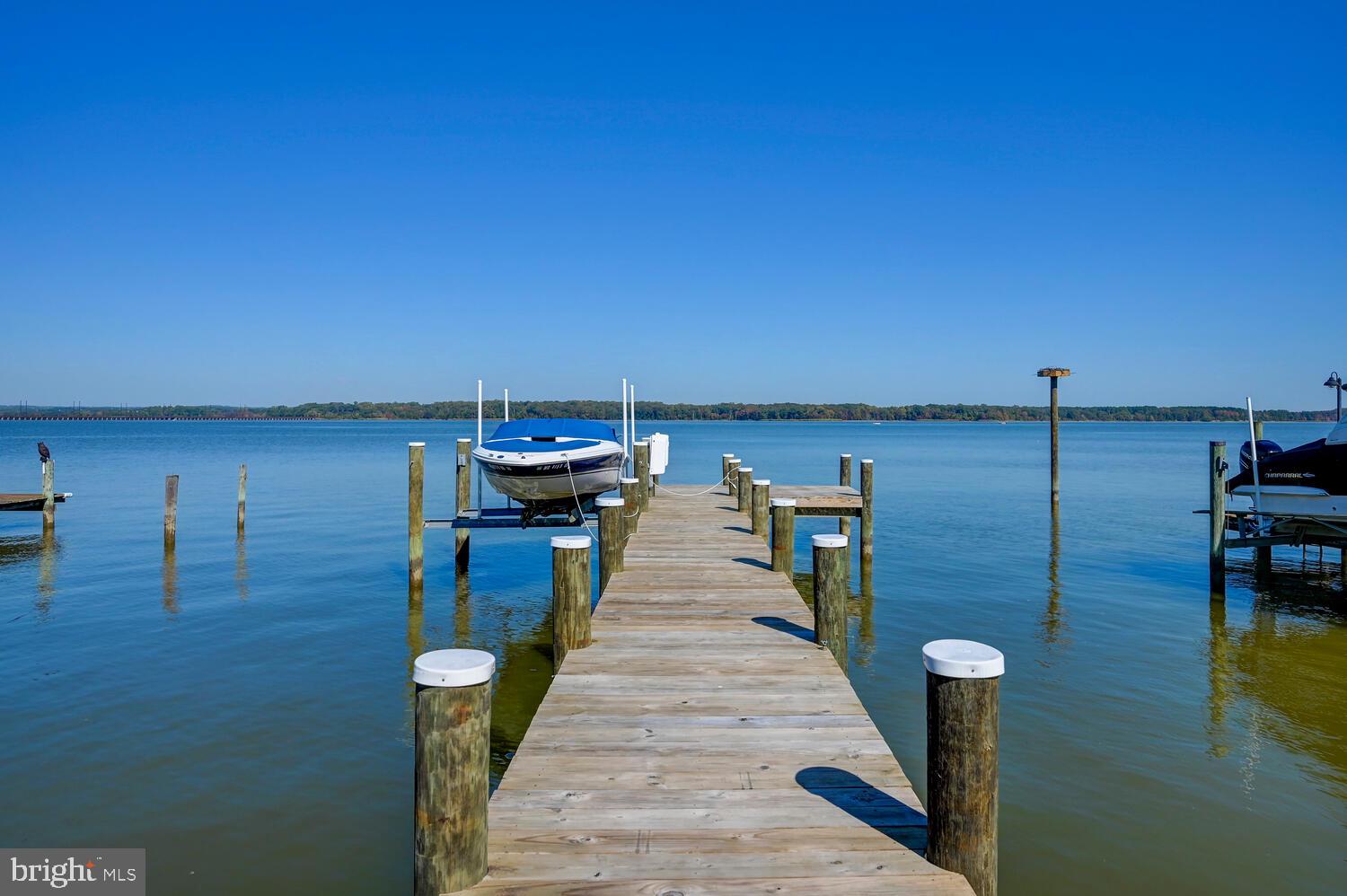 OLIVER BEACH - Residential