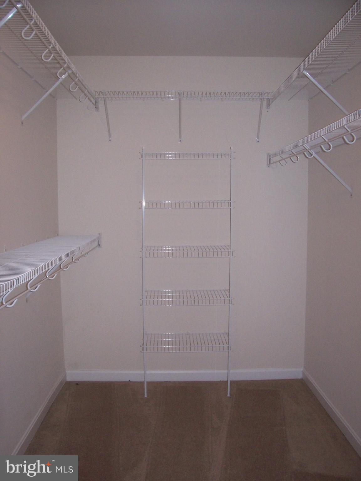 ONVILLE HEIGHTS - Residential Lease