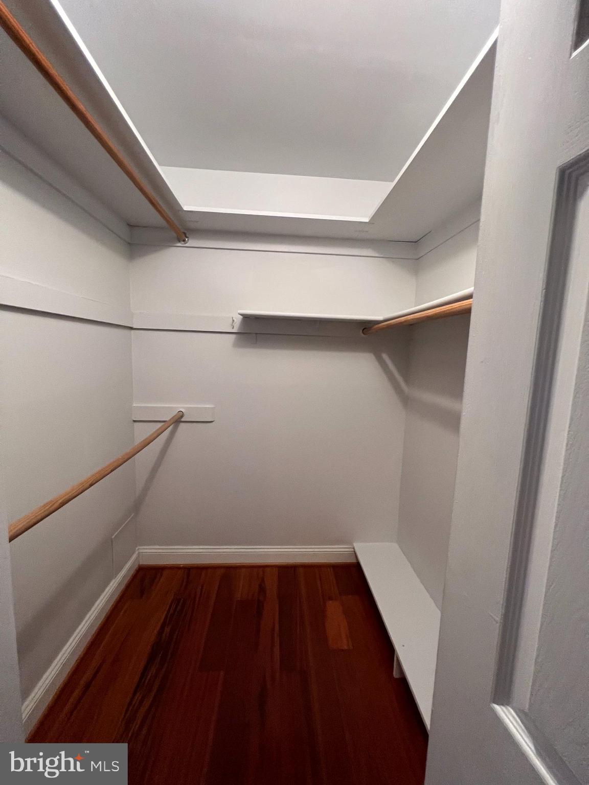 CHESTNUT GROVE - Residential Lease