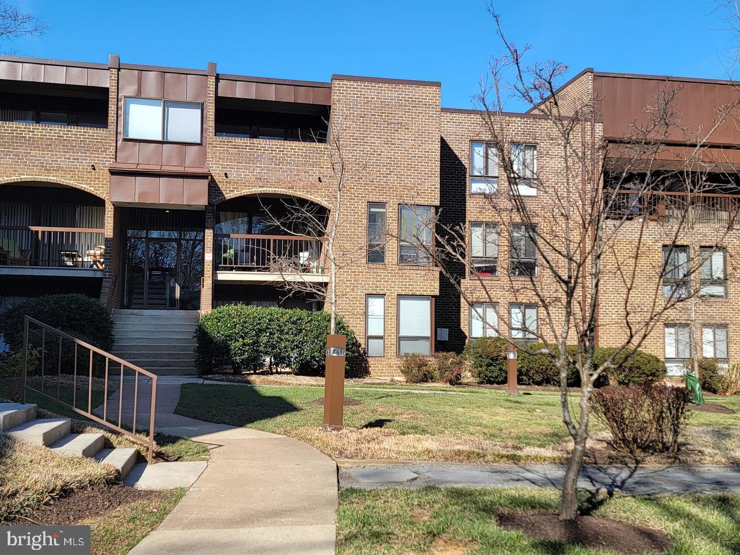 CHESTNUT GROVE - Residential Lease