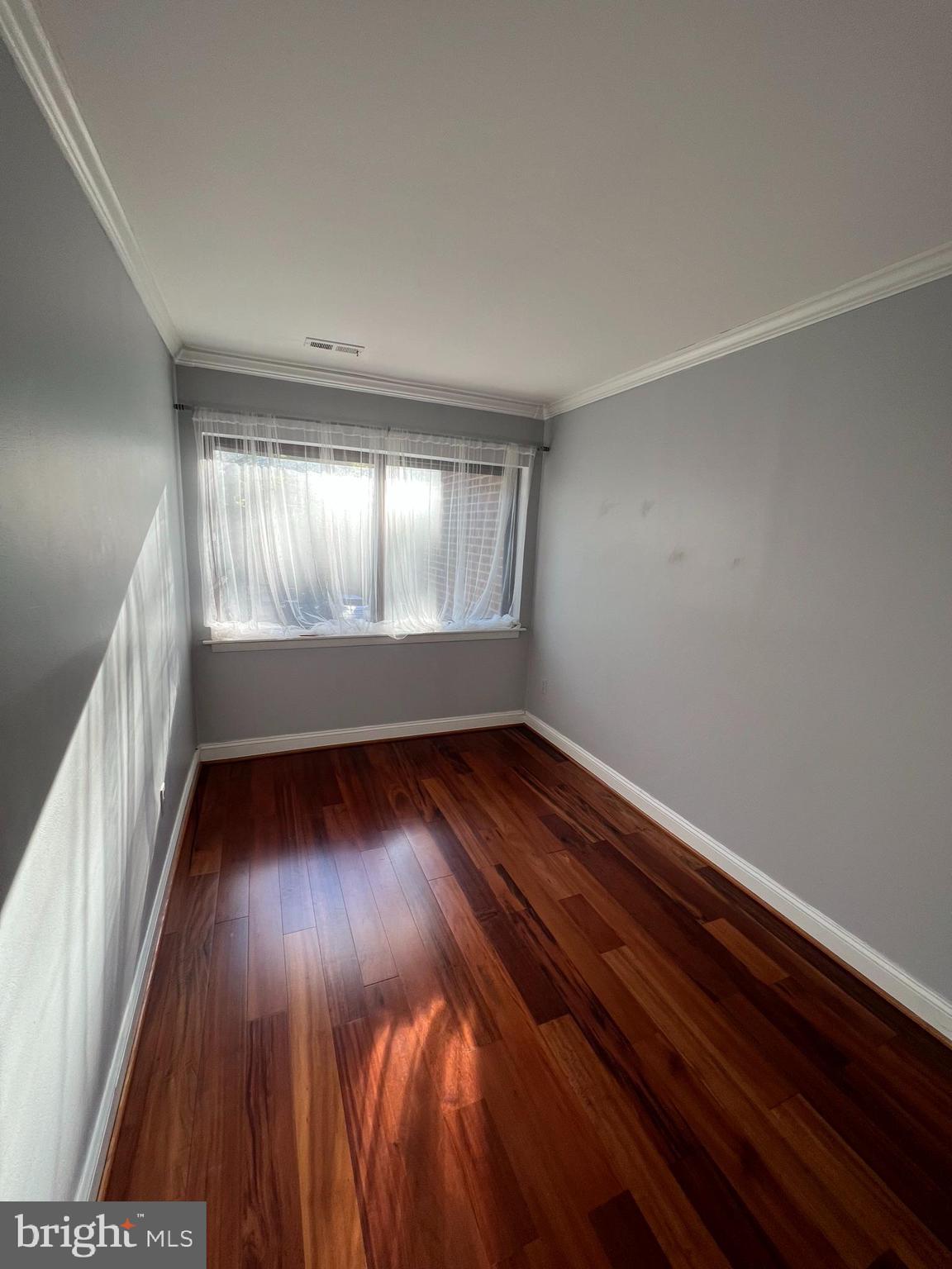 CHESTNUT GROVE - Residential Lease