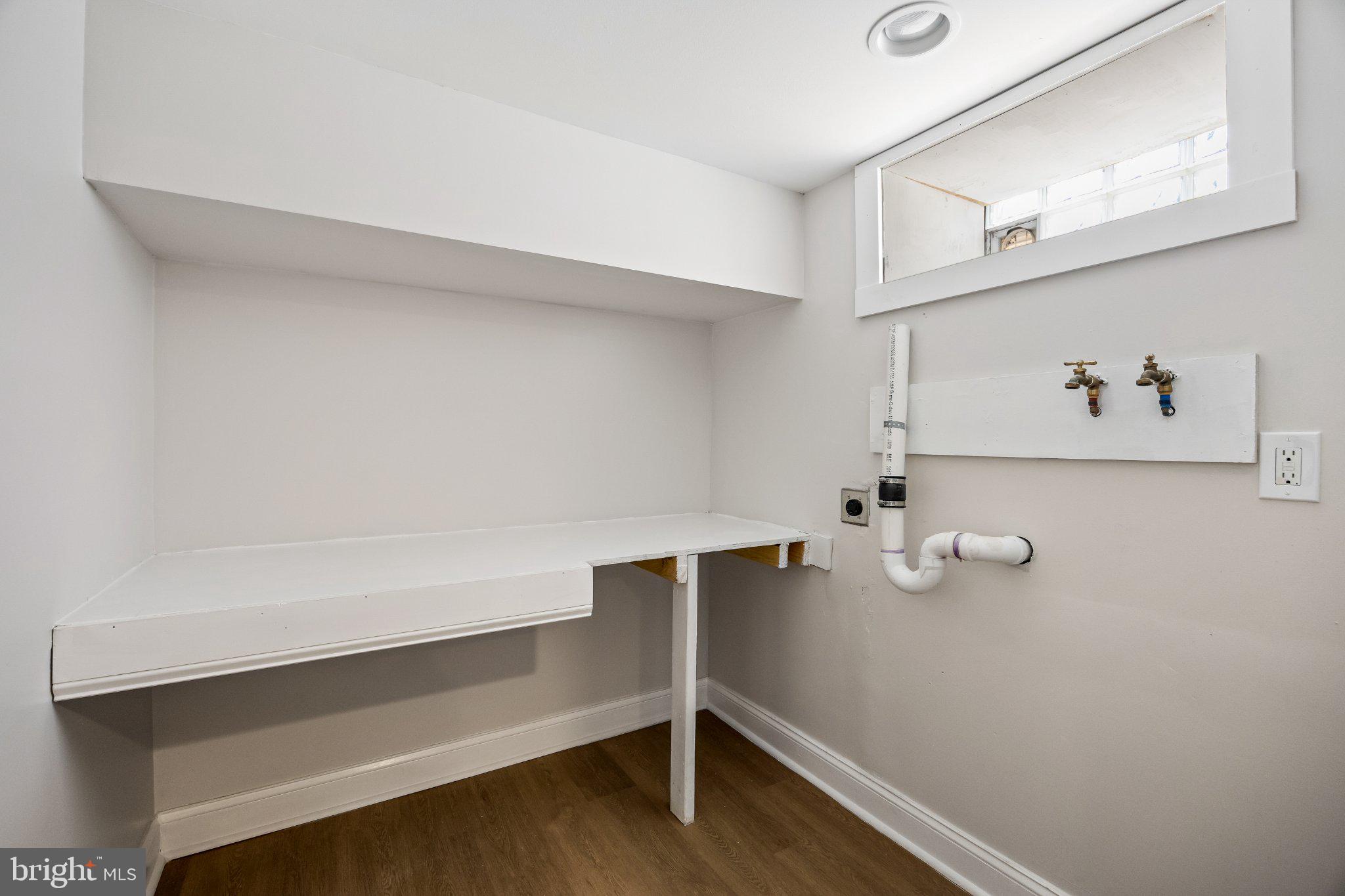 CHESTER CITY - Residential