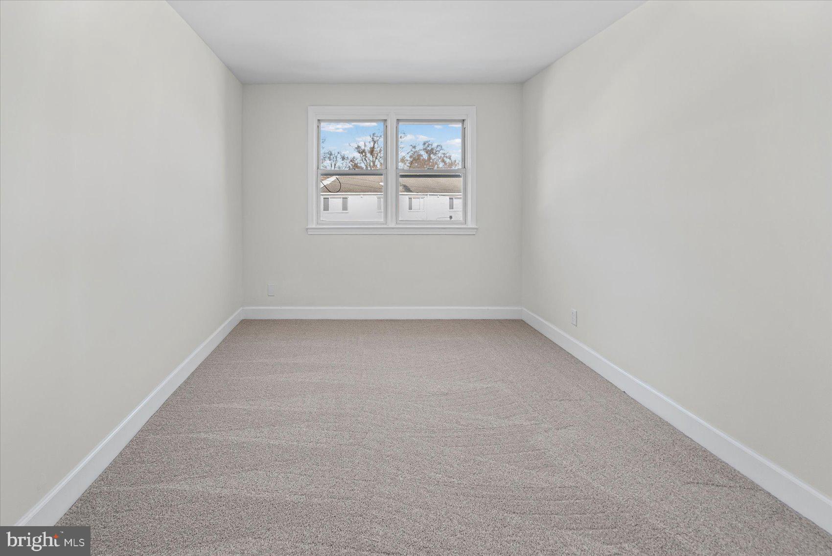 LOCH RAVEN - Residential