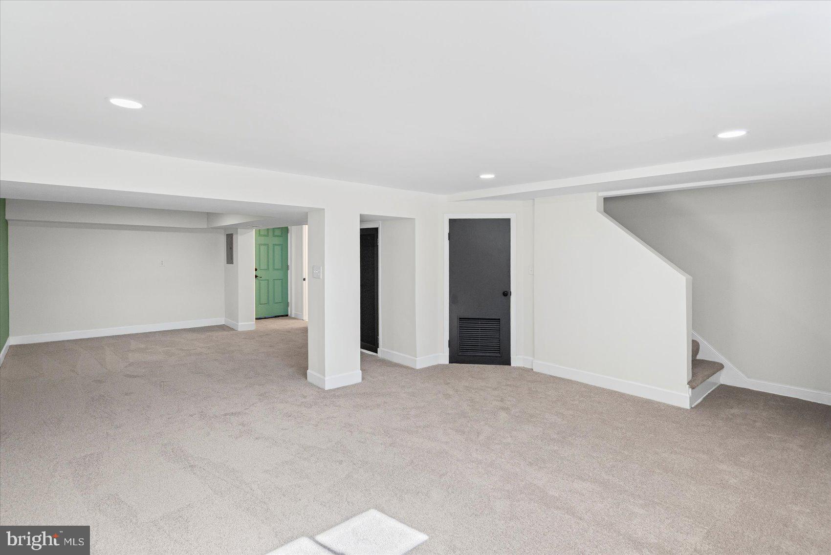 LOCH RAVEN - Residential