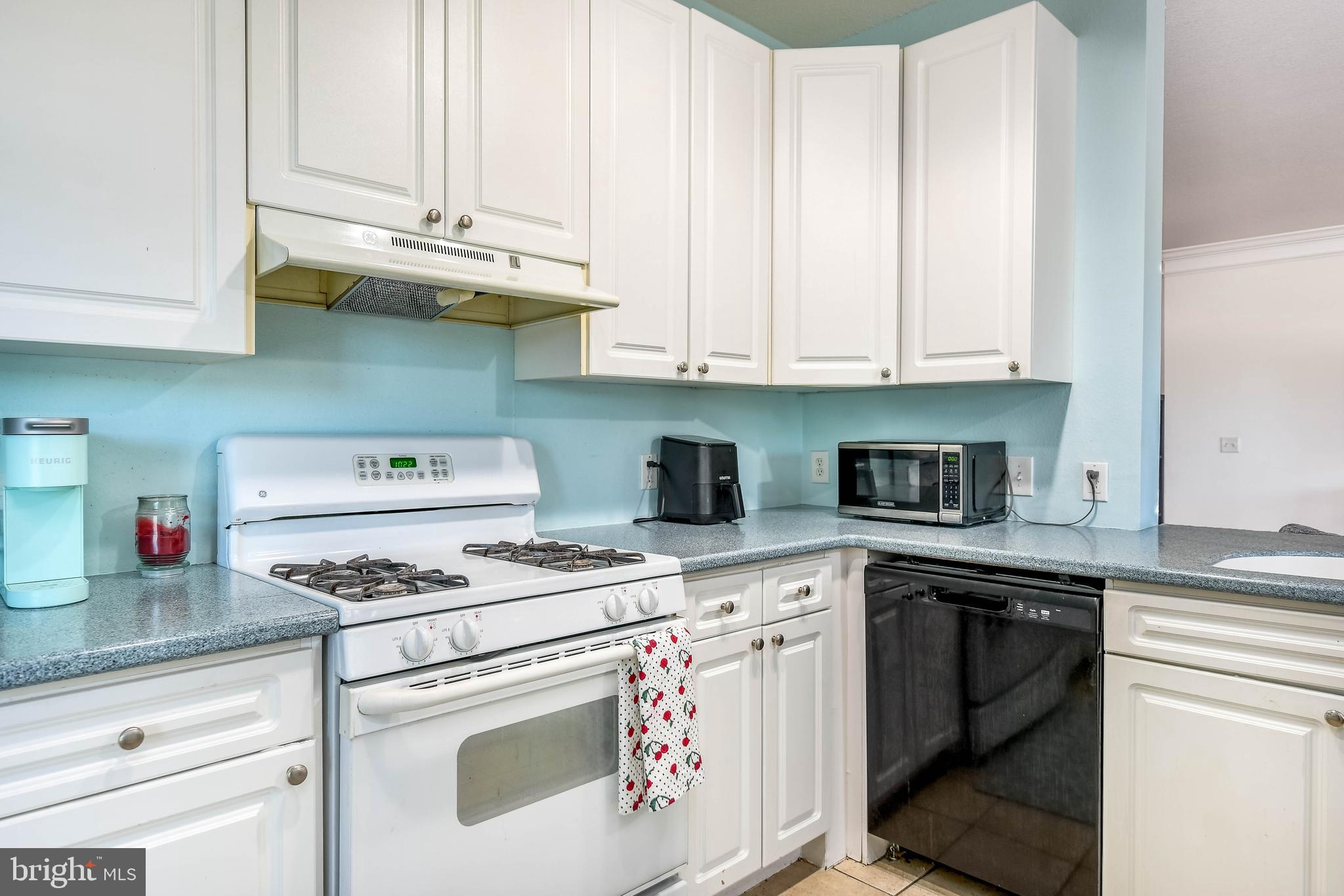 501 HUNGERFORD DRIVE 123