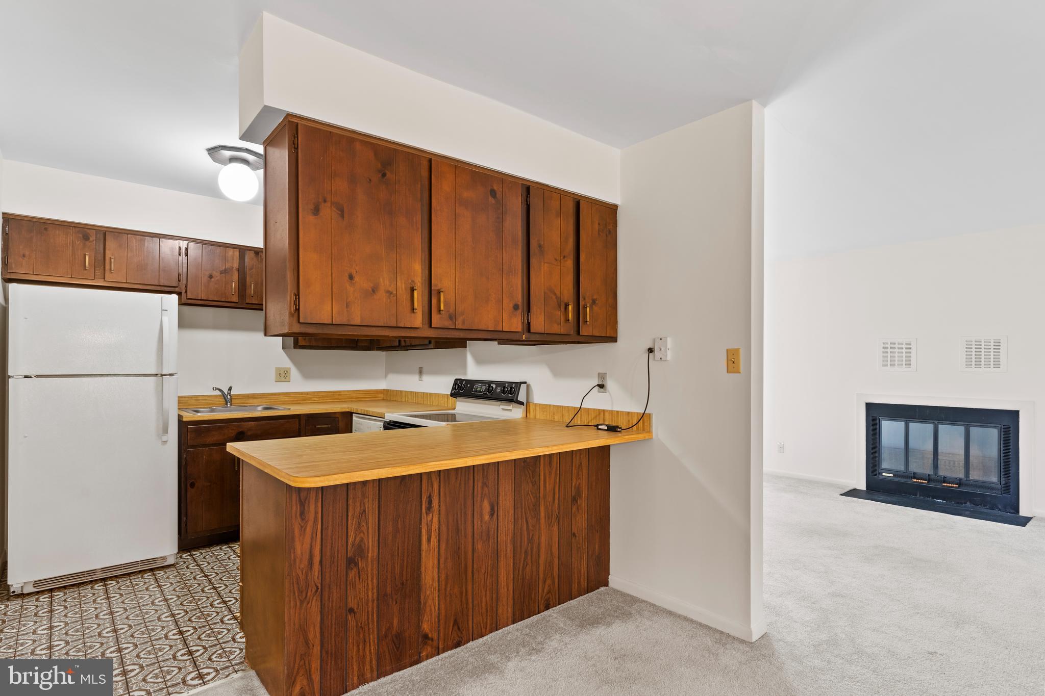 WESTWOOD VILLAGE - Residential