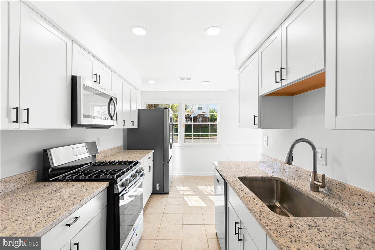 LEESBURG - Residential Lease