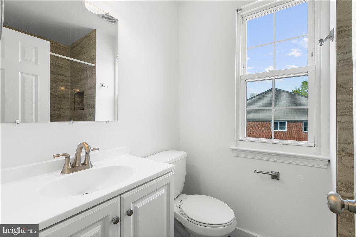 LEESBURG - Residential Lease