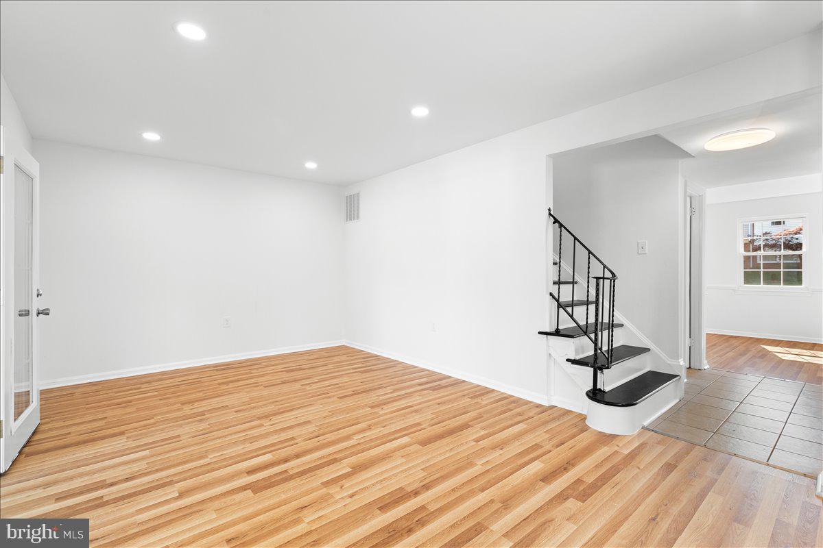 LEESBURG - Residential Lease