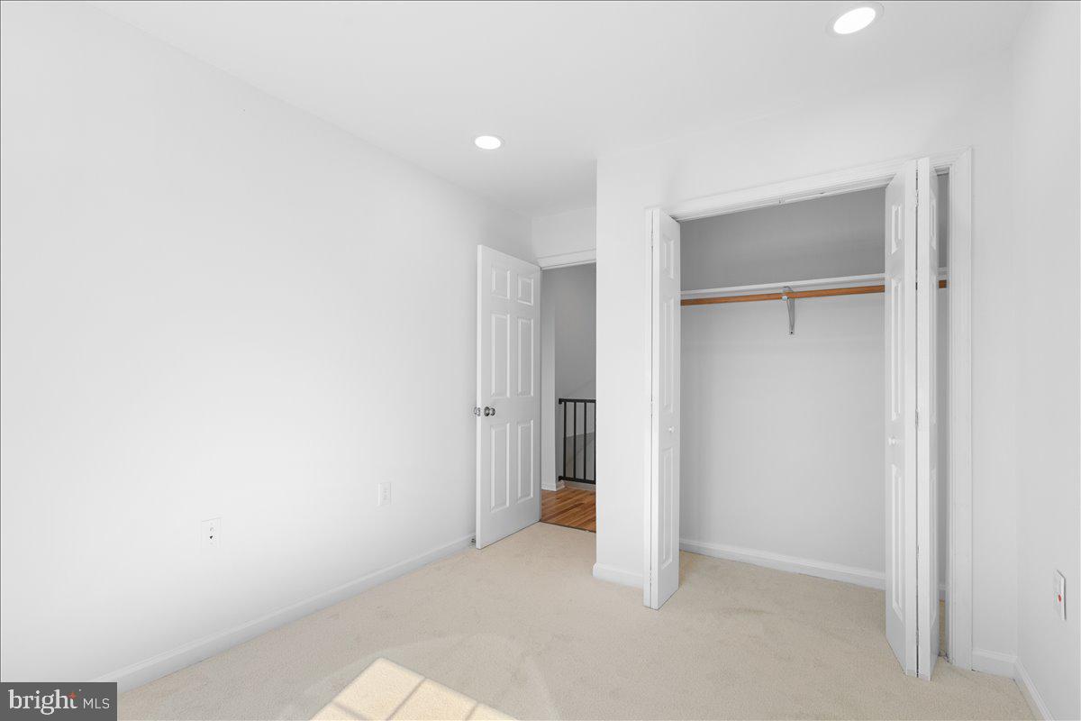 LEESBURG - Residential Lease