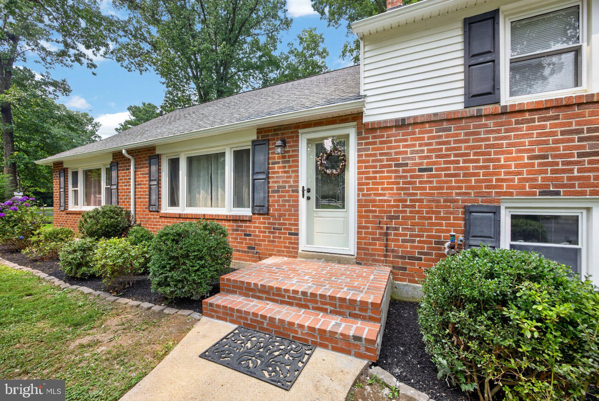 1314 MARY JANE LANE