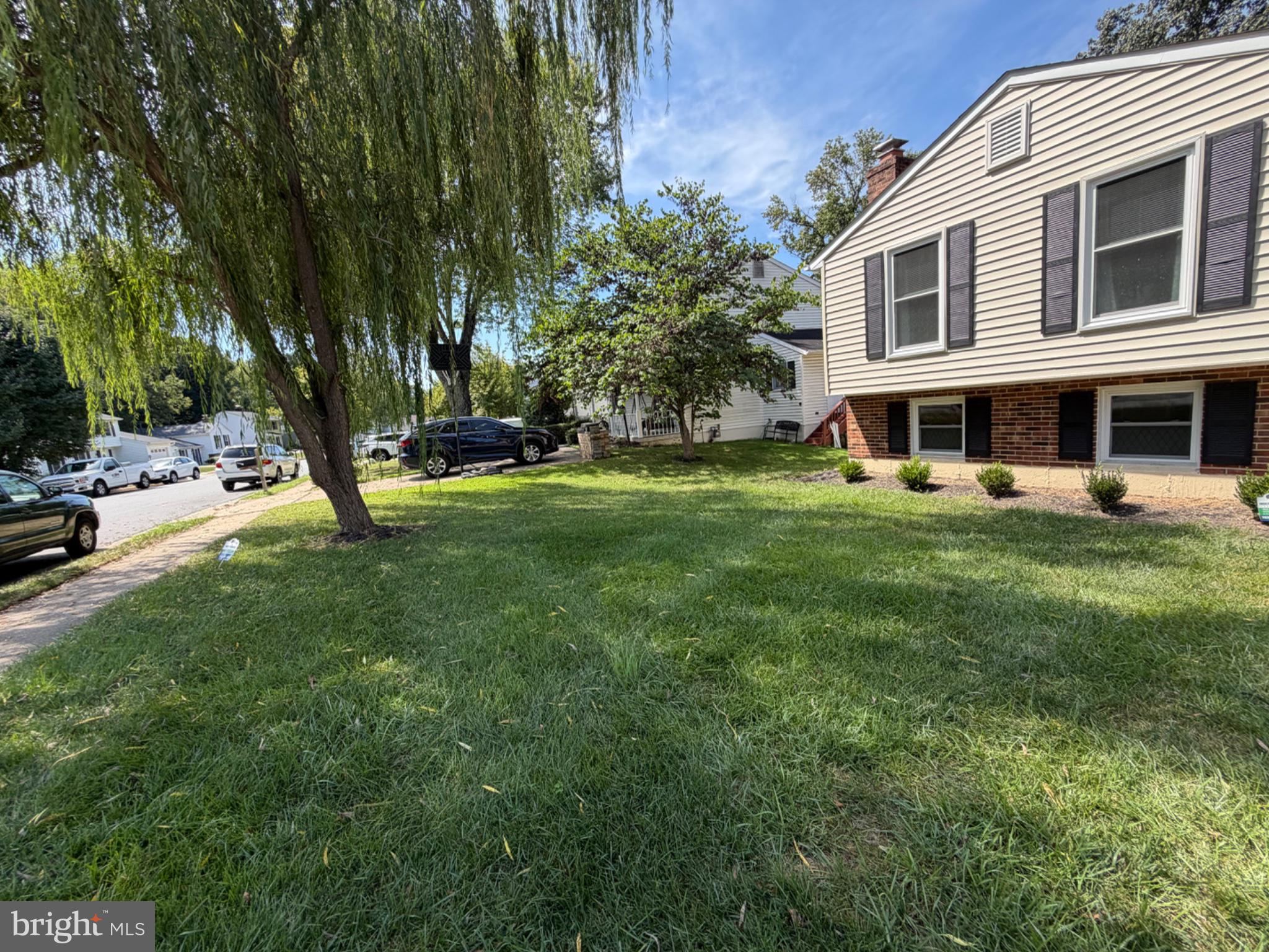 7606 FALLSWOOD WAY