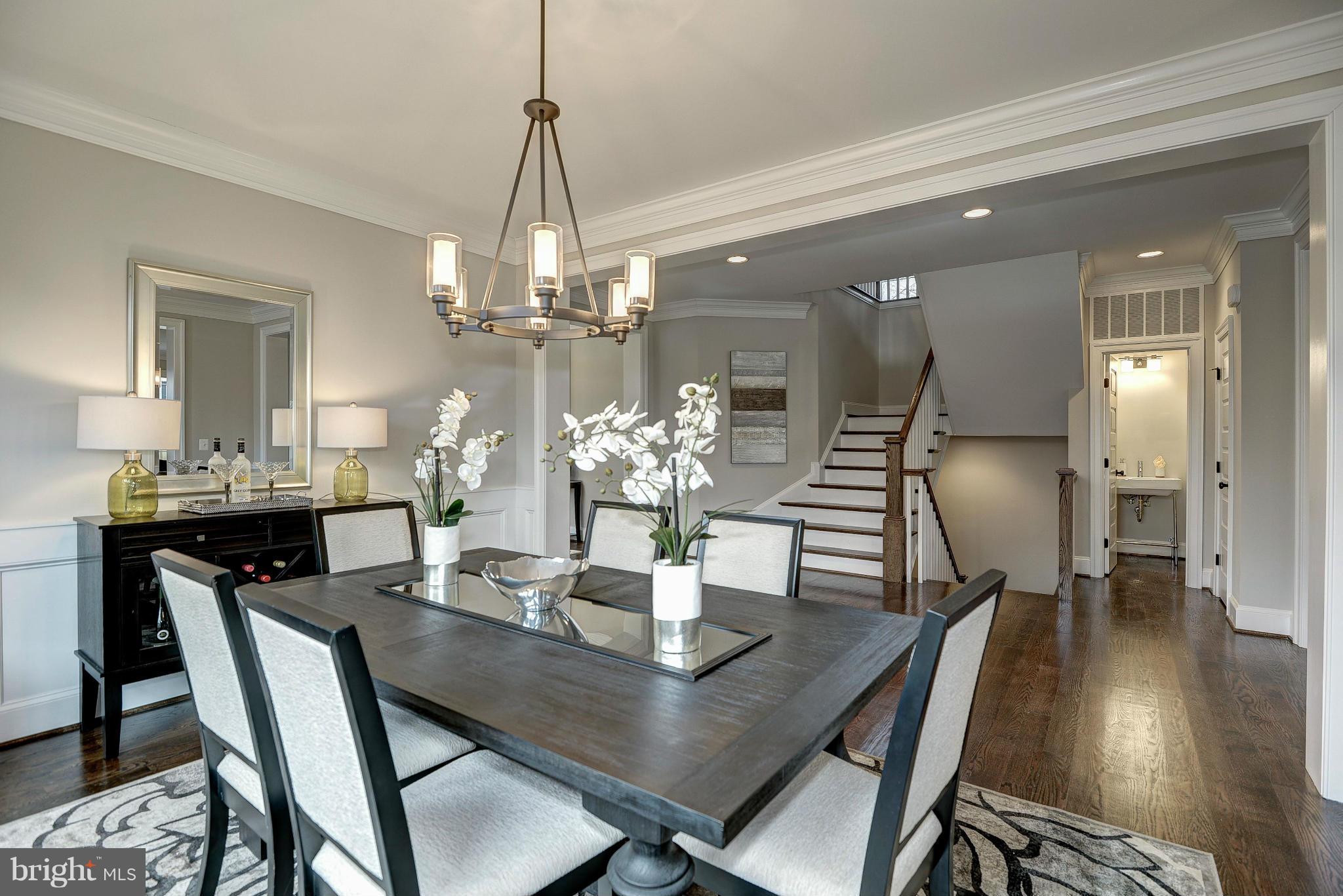 LEE HEIGHTS - Residential