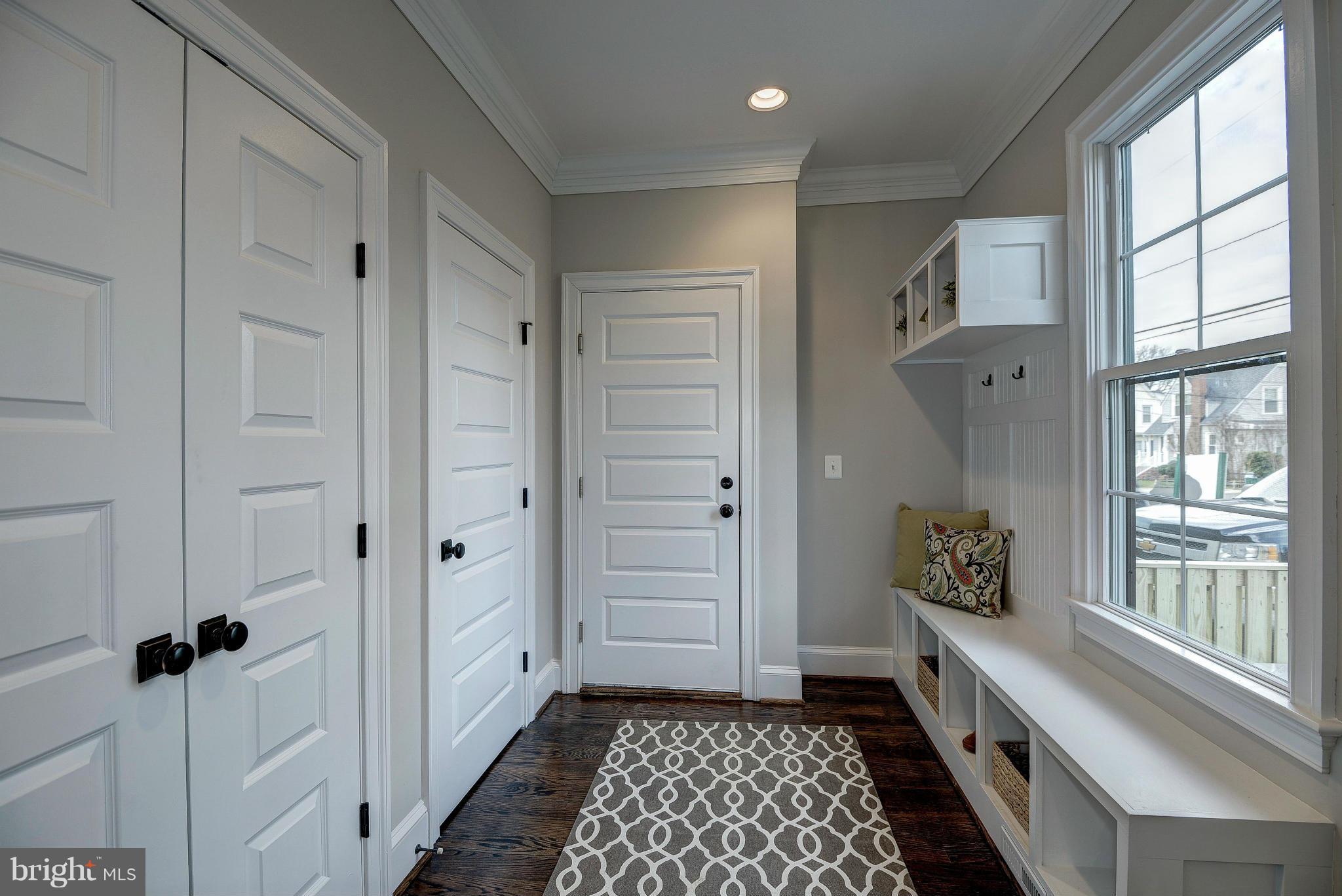 LEE HEIGHTS - Residential