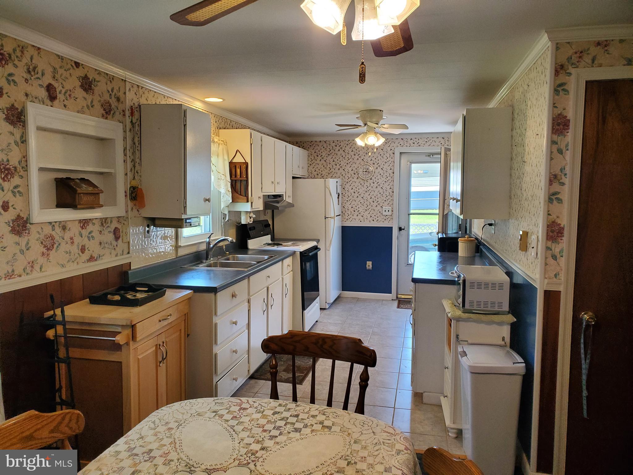 212 CENTRAL DRIVE