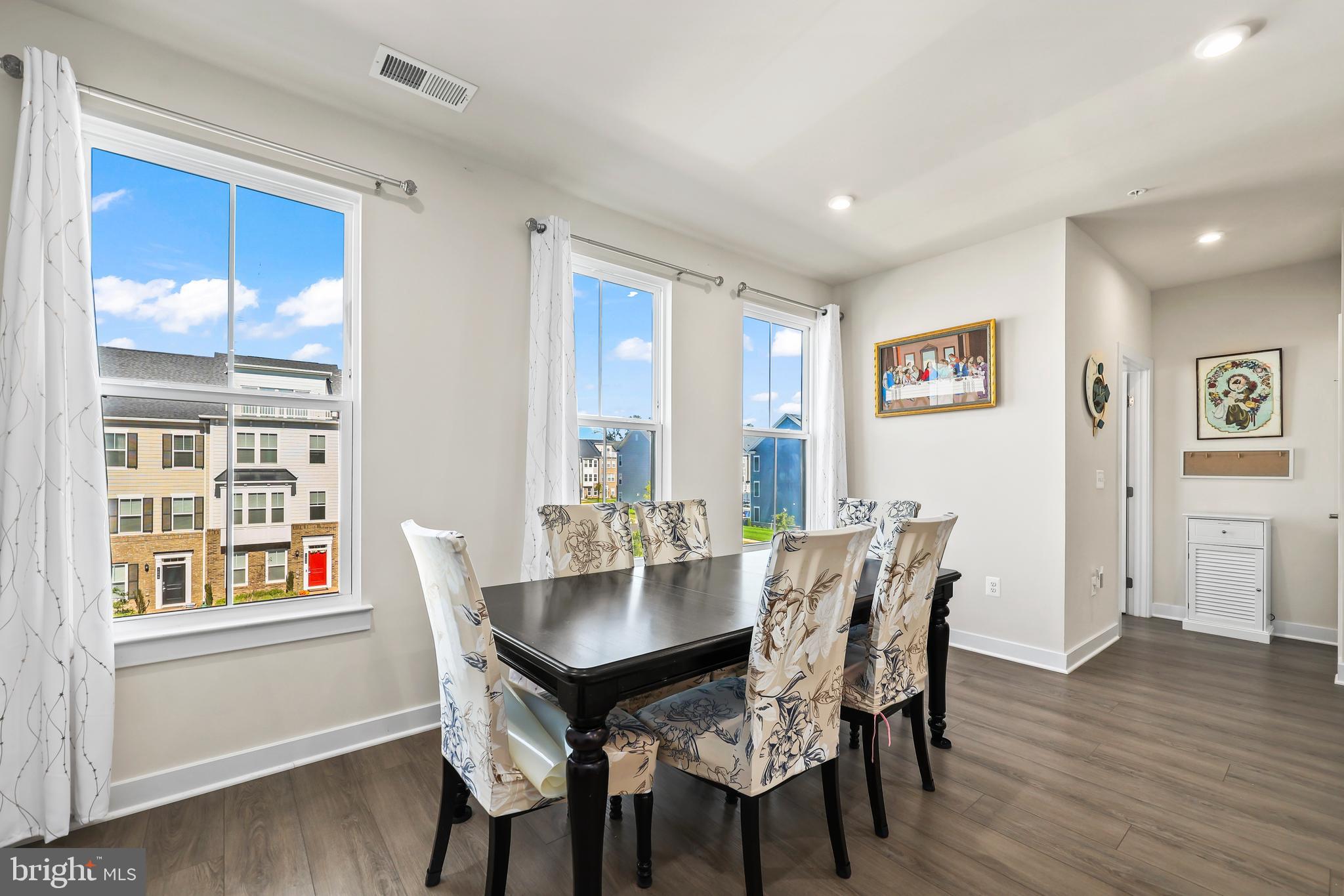 POTOMAC SHORES - Residential